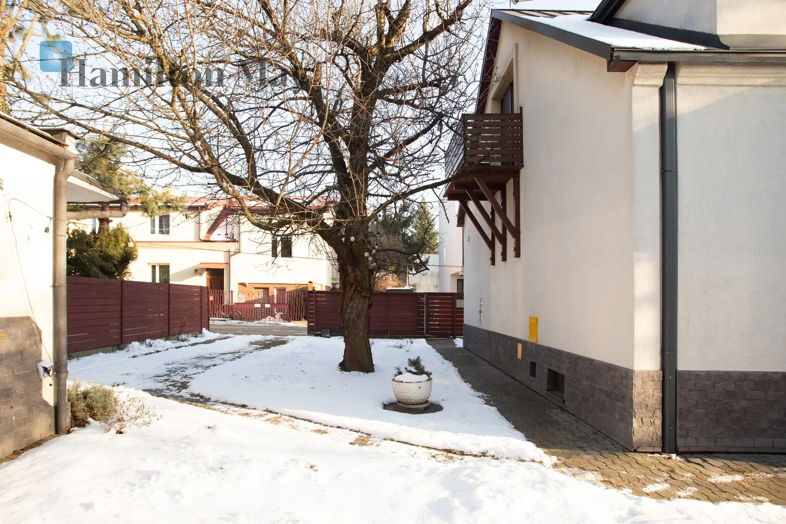 Стильний будинок у тихій частині Кракова - slider