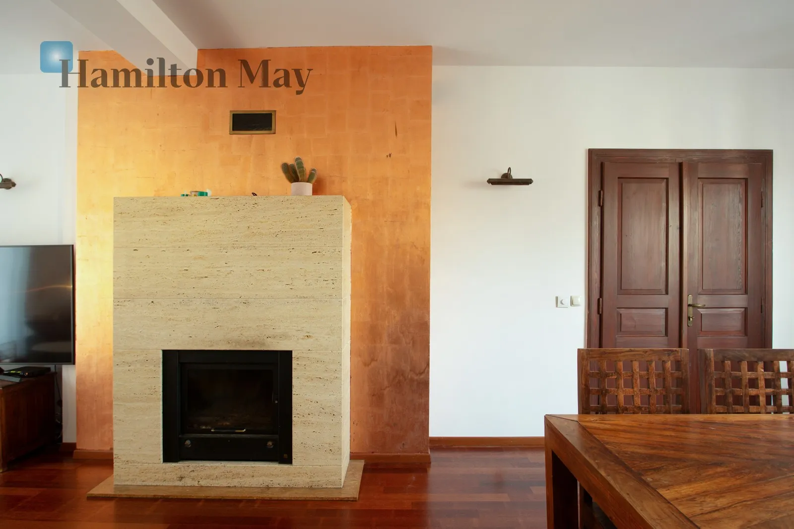 Street: Gustawa Ehrenberga Region: Prądnik Biały Distance to centre: 3.21 km Price: 3150000 PLN Bedrooms: 3 Bathrooms: 3 - slider