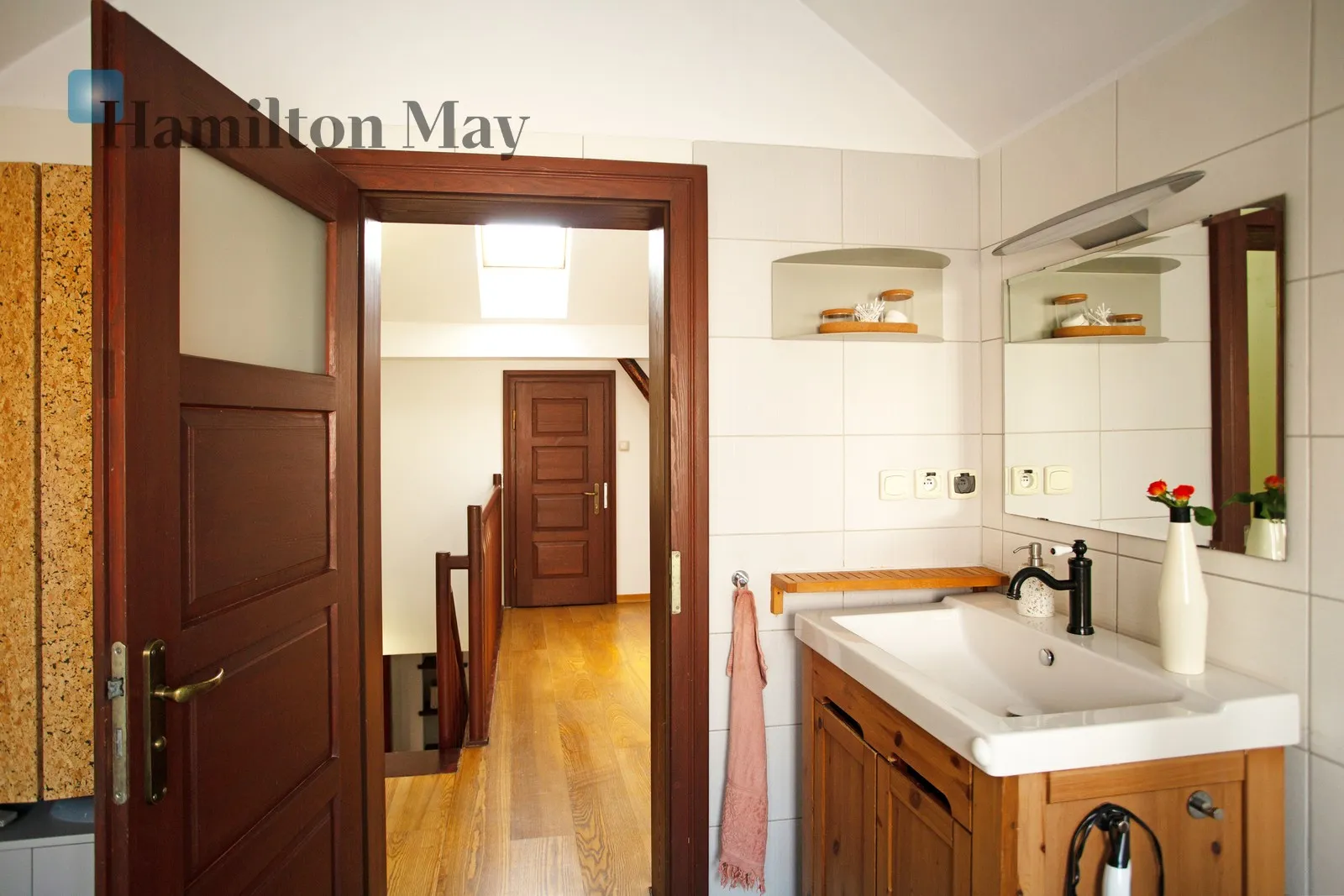 Street: Gustawa Ehrenberga Region: Prądnik Biały Distance to centre: 3.21 km - slider