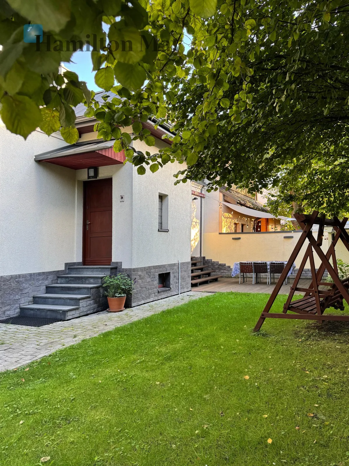 Стильний будинок у тихій частині Кракова - slider