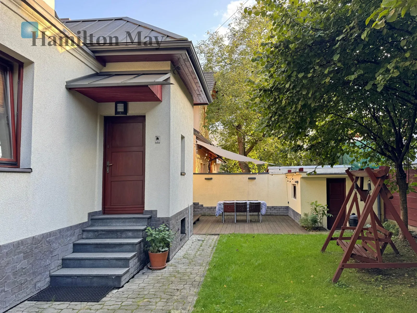 Стильний будинок у тихій частині Кракова - slider