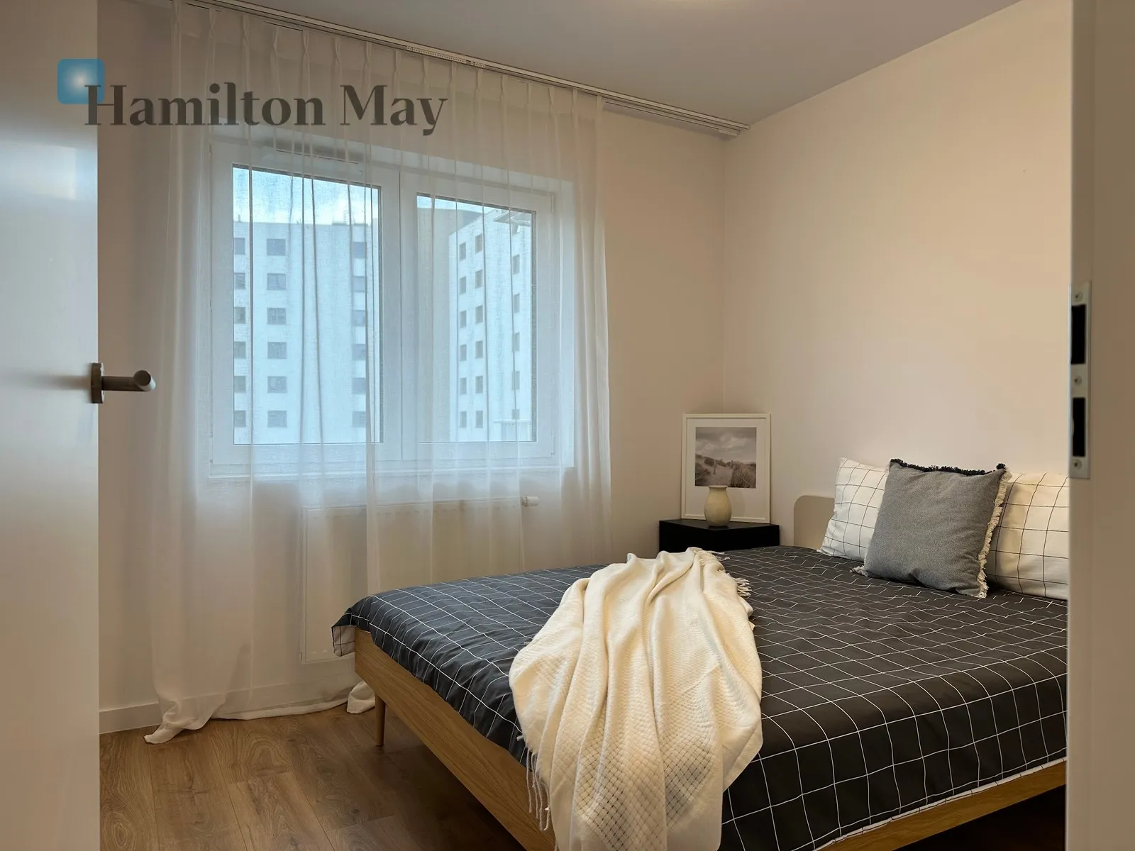 Region: Mokotów Subregion: Służewiec Distance to centre: 6.51 km Level: 2 Price: 1020000 PLN Bedrooms: 2 Bathrooms: 1 Size: 50.34m2 Price/m2: 20262 PLN - slider