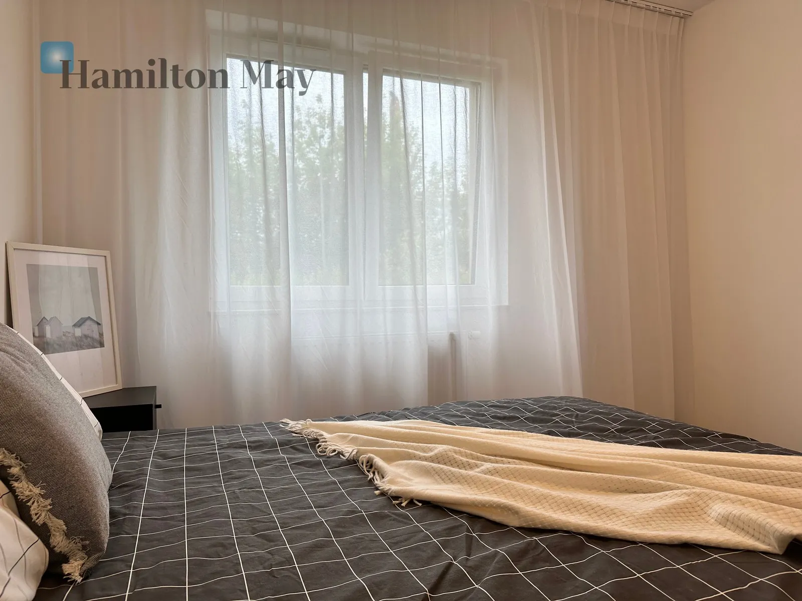 Street: Bokserska Region: Mokotów Subregion: Służewiec Distance to centre: 6.51 km Level: 8 Price: 985000 PLN - slider