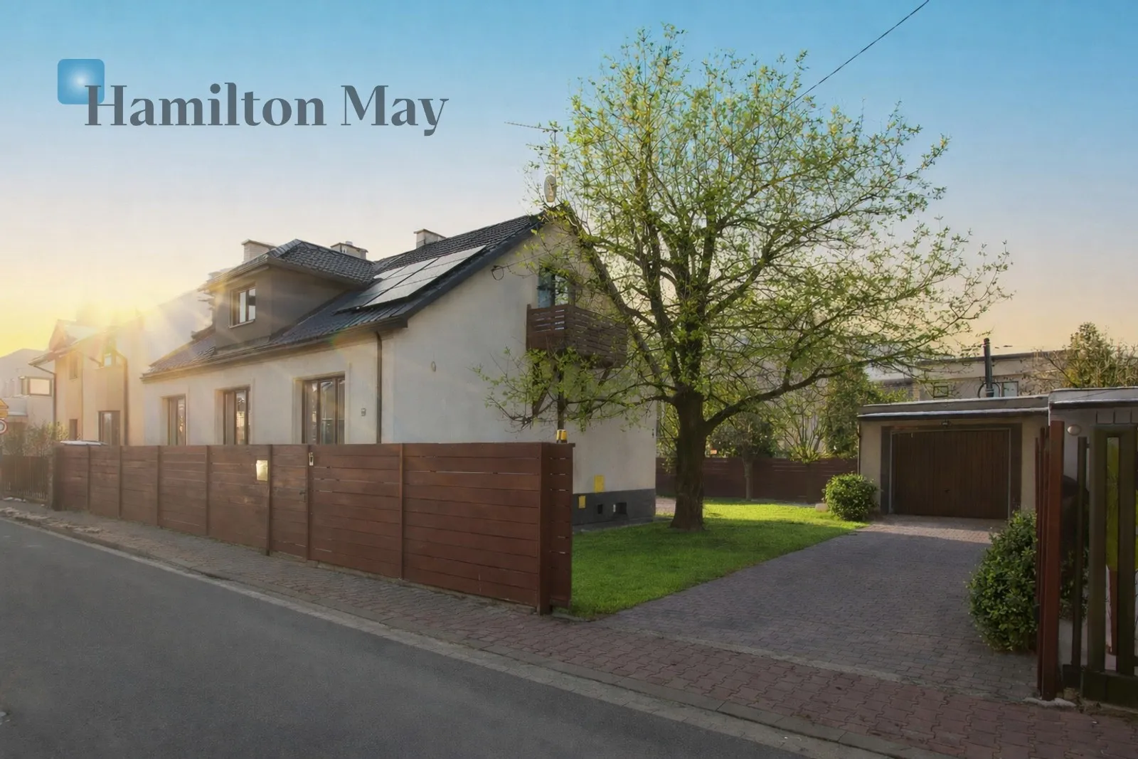 Price: 3150000 PLN Bedrooms: 3 Bathrooms: 3 Plot size: 420m2 - slider