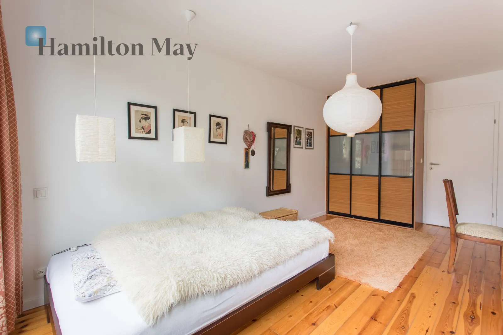 City: Chwałowice Street: Główna Region: Chwałowice Distance to centre: 27.34 km Price: 2899000 PLN Bedrooms: 6 - slider