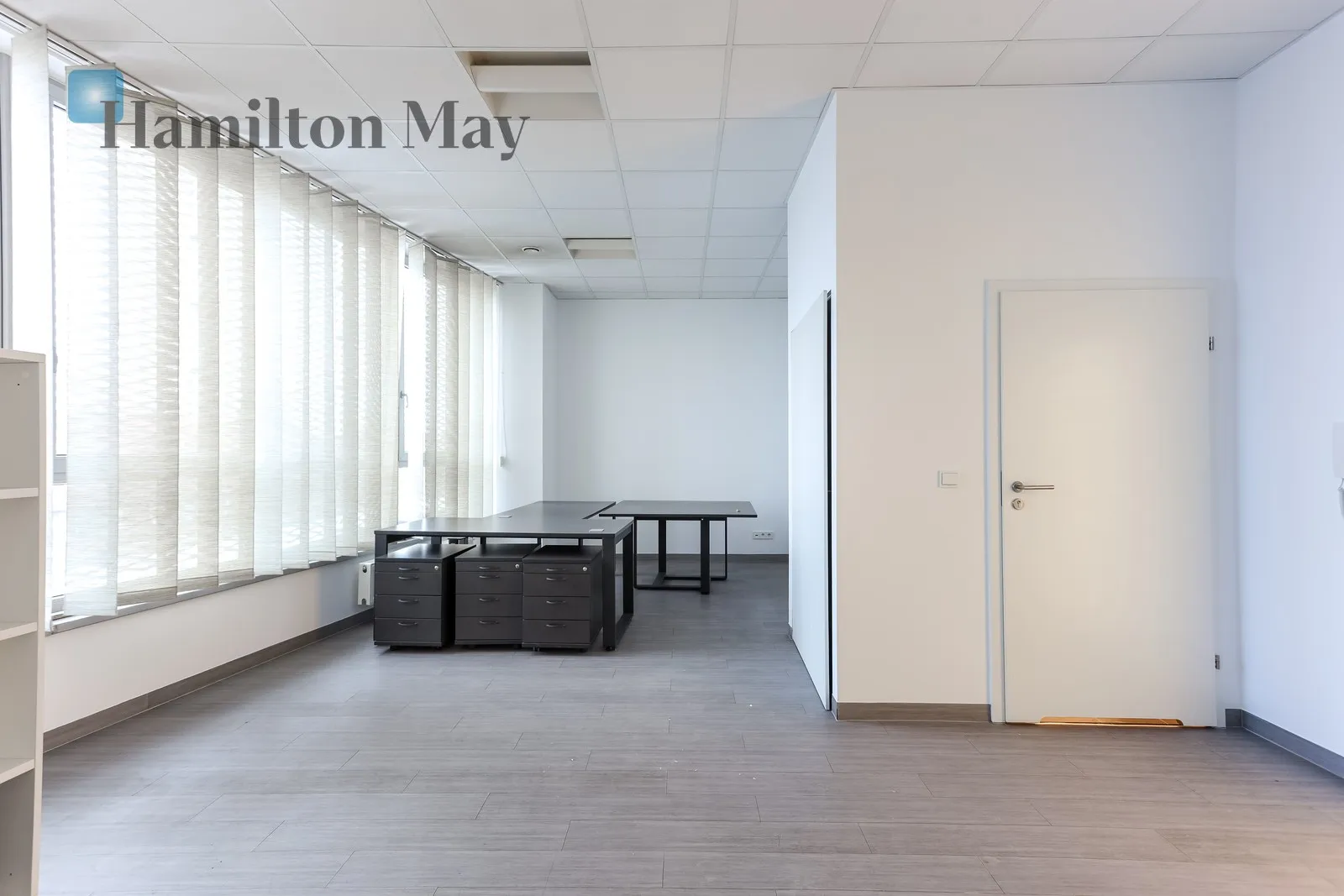 Street: Wałbrzyska Region: Krzyki Subregion: Klecina Distance to centre: 6.24 km Level: 3 Price: 45510 PLN Bedrooms: null - slider