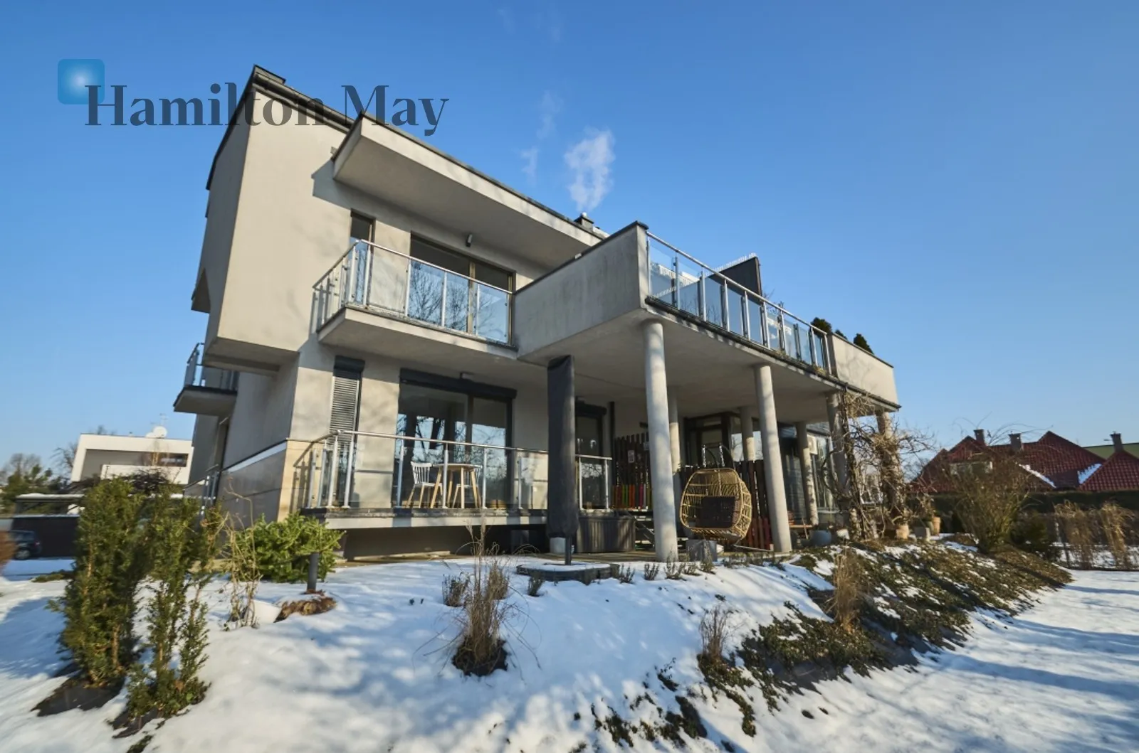 Простора квартира з терасою у Волі Юстовській - slider