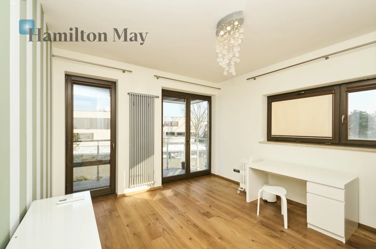 Простора квартира з терасою у Волі Юстовській - slider