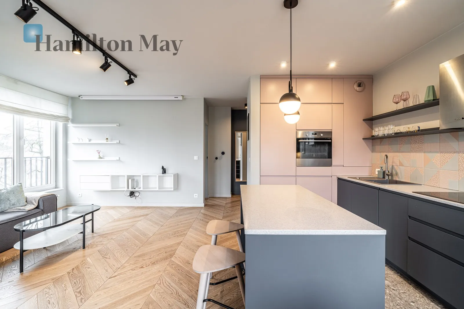 Modern apartment with loggia in NY Residence - slider