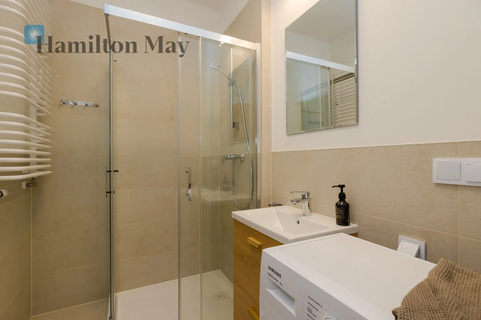 Subregion: Raków Distance to centre: 5.73 km Level: 1 Price: 565000 PLN Bedrooms: 0 Bathrooms: 1 Size: 25m2 Price/m2: 22600 PLN - slider