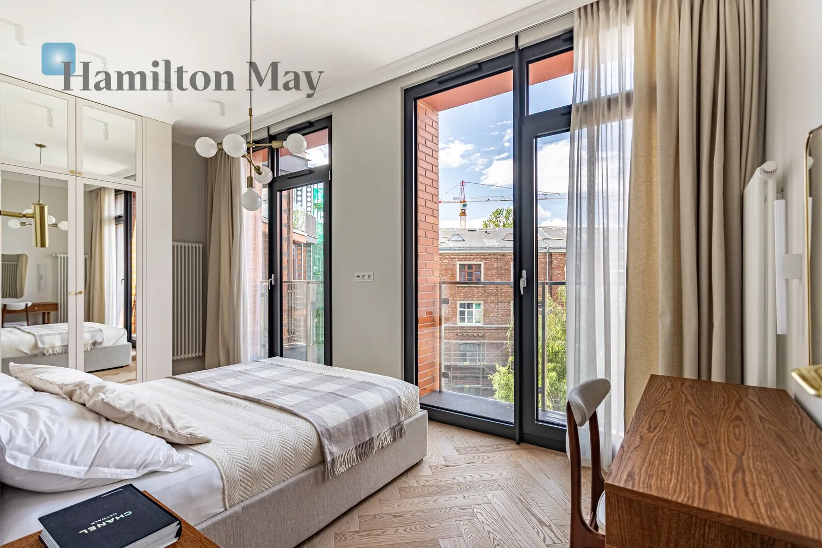 Region: Praga-Północ Subregion: Szmulowizna Distance to centre: 3.57 km Level: 3 Price: 5900 PLN Bedrooms: 1 Bathrooms: 1 Size: 57m2 - slider