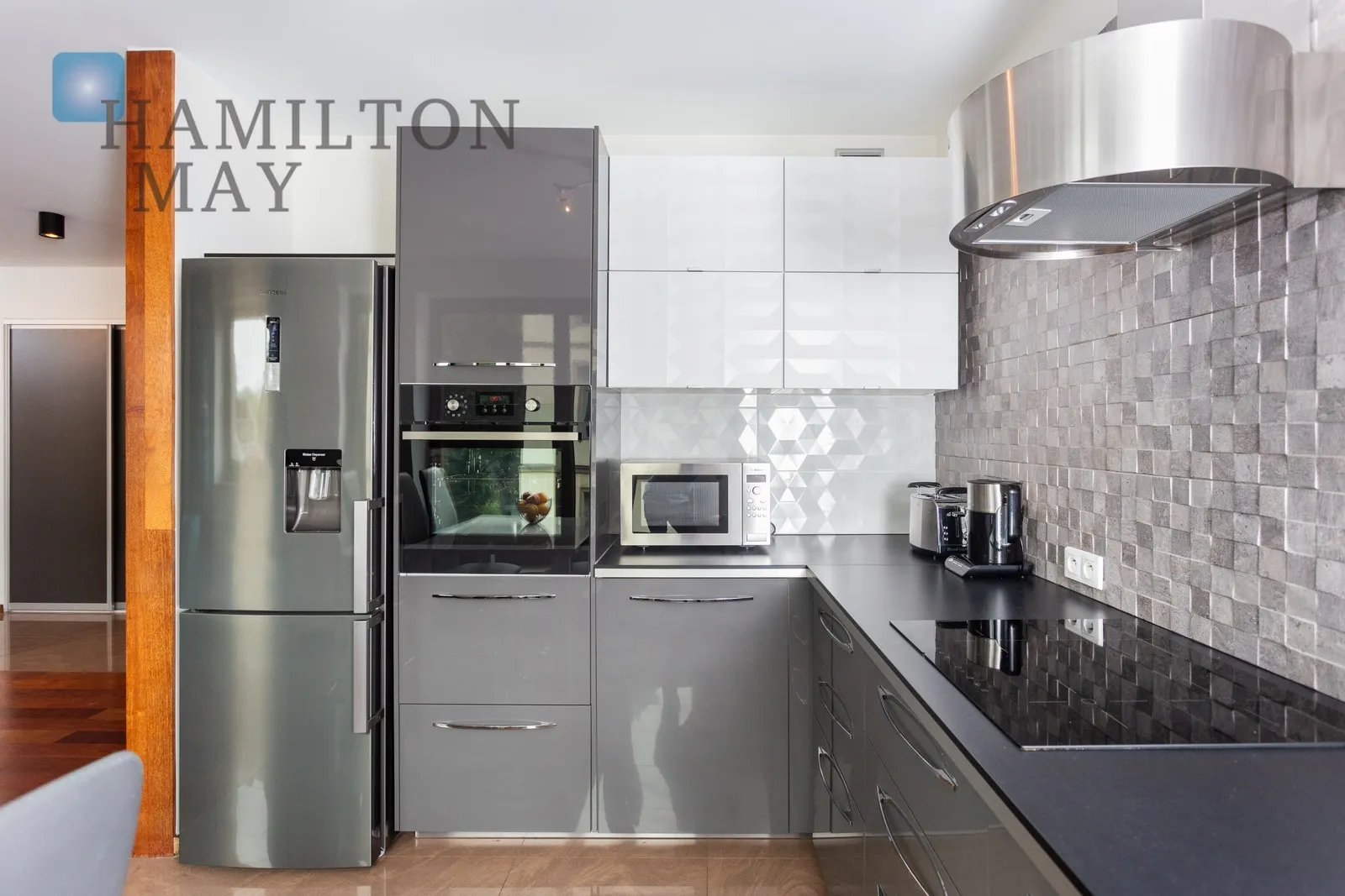 City: Kraków Street: Królowej Jadwigi Region: Zwierzyniec Subregion: Salwator Distance to centre: 1 km Level: 2 Price: 4900 PLN Bedrooms: 2 - slider