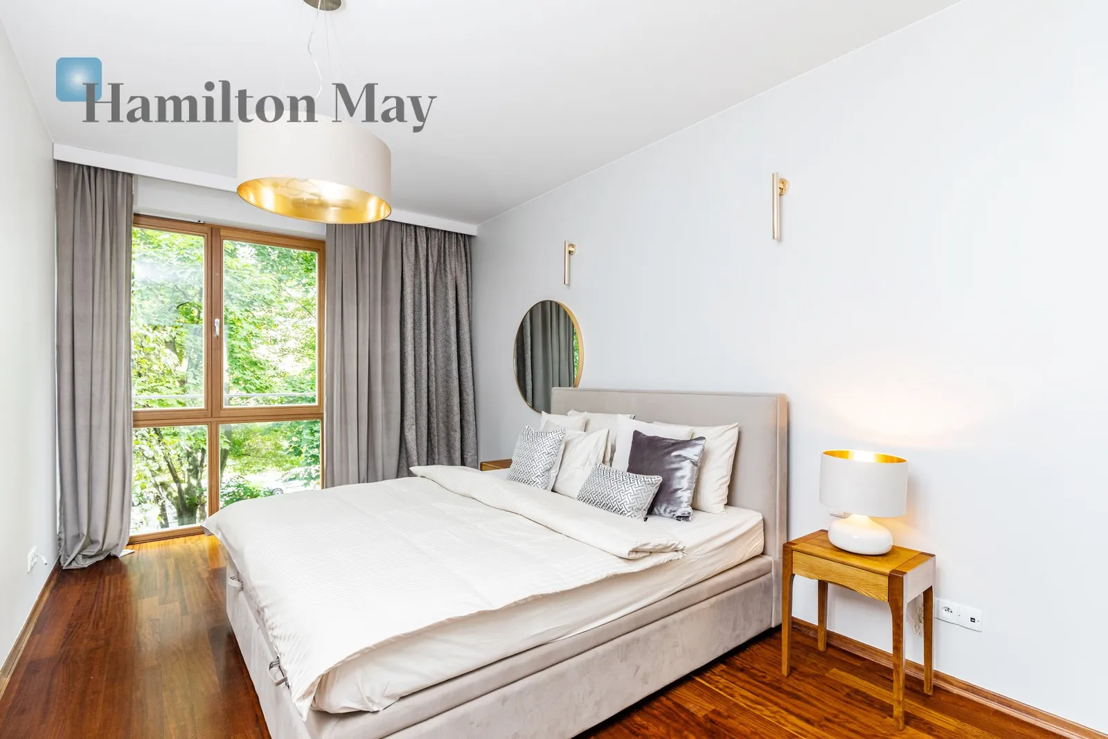 City: Warszawa Street: Ludwika Narbutta Region: Mokotów Subregion: Stary Mokotów Distance to centre: 2.91 km Level: 2 Price: 16000 PLN Bedrooms: 3 - slider