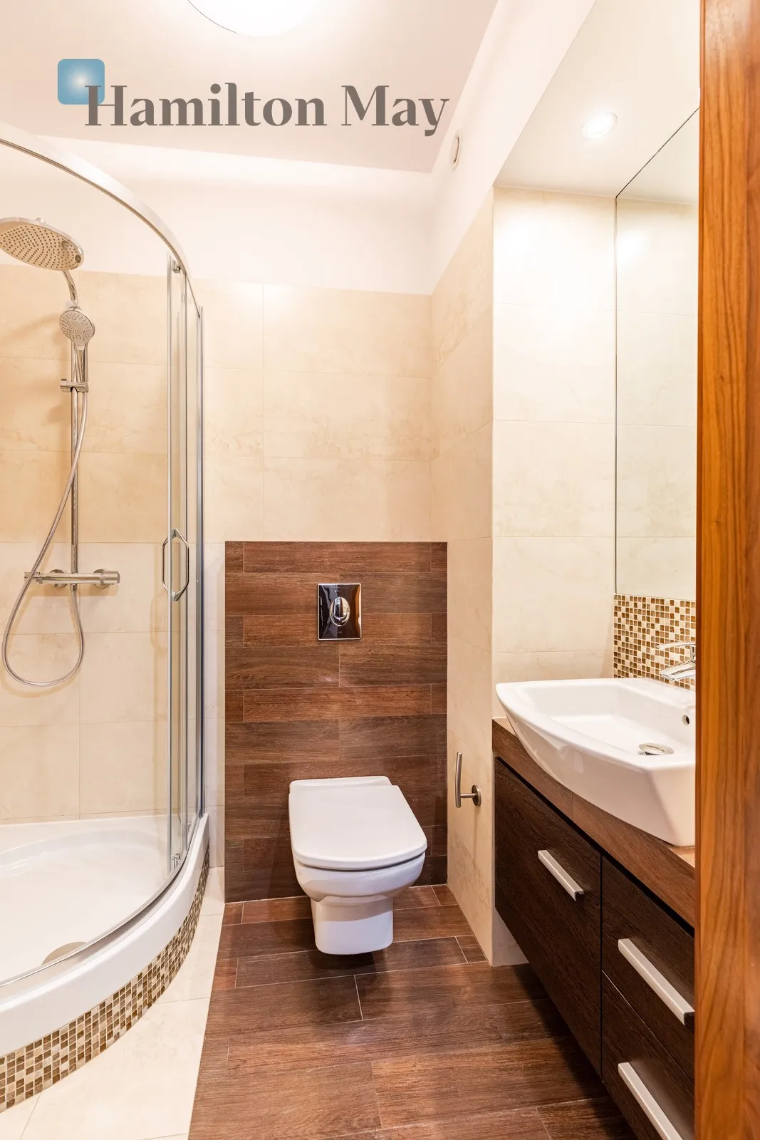 Distance to centre: 2.91 km Level: 2 Price: 16000 PLN Bedrooms: 3 Bathrooms: 2 Size: 120m2 Price/m2: 133 PLN - slider