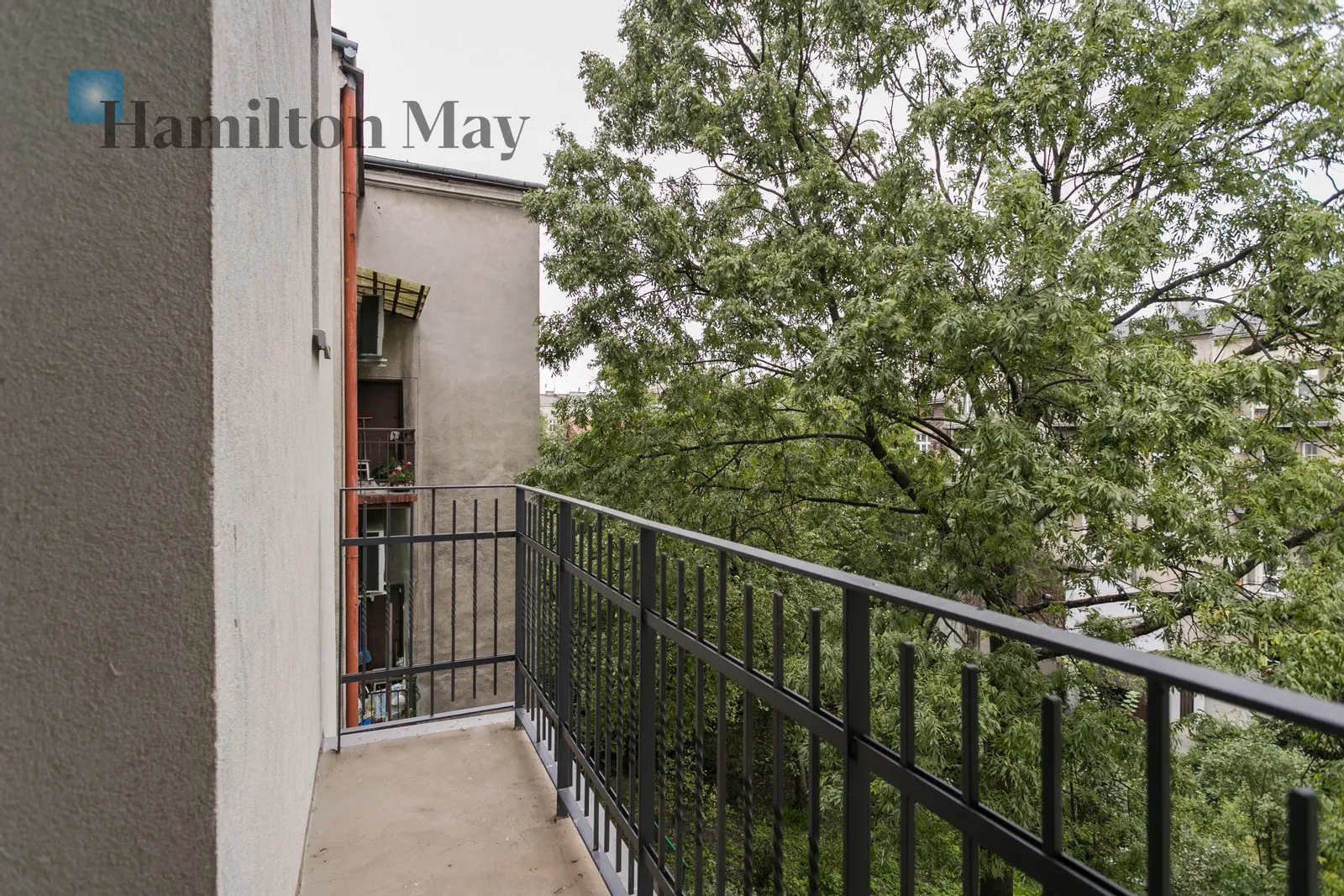 City: Kraków Street: Topolowa Region: Grzegórzki Subregion: Wesoła Distance to centre: 1.45 km Level: 2 Price: 2900 PLN - slider