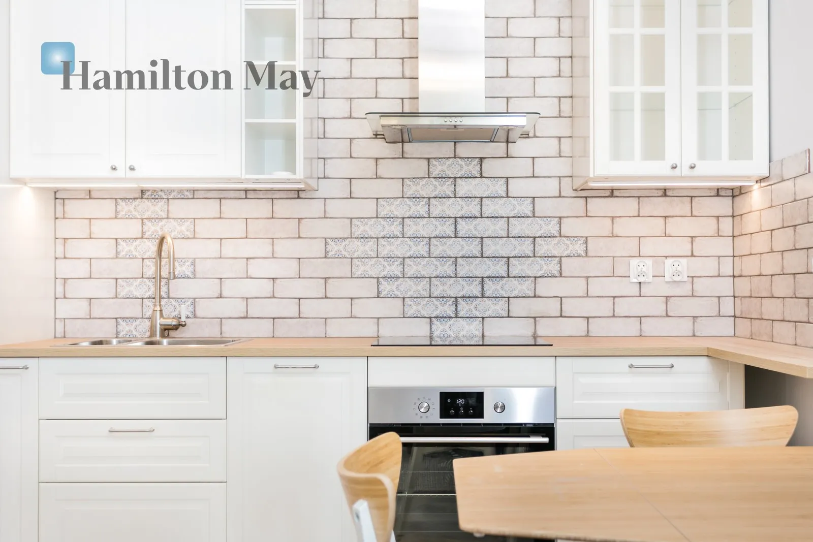 Street: Topolowa Region: Grzegórzki Subregion: Wesoła Distance to centre: 1.45 km Level: 2 Price: 2900 PLN Bedrooms: 1 Bathrooms: 1 Size: 39m2 Price/m2: 74 PLN - slider