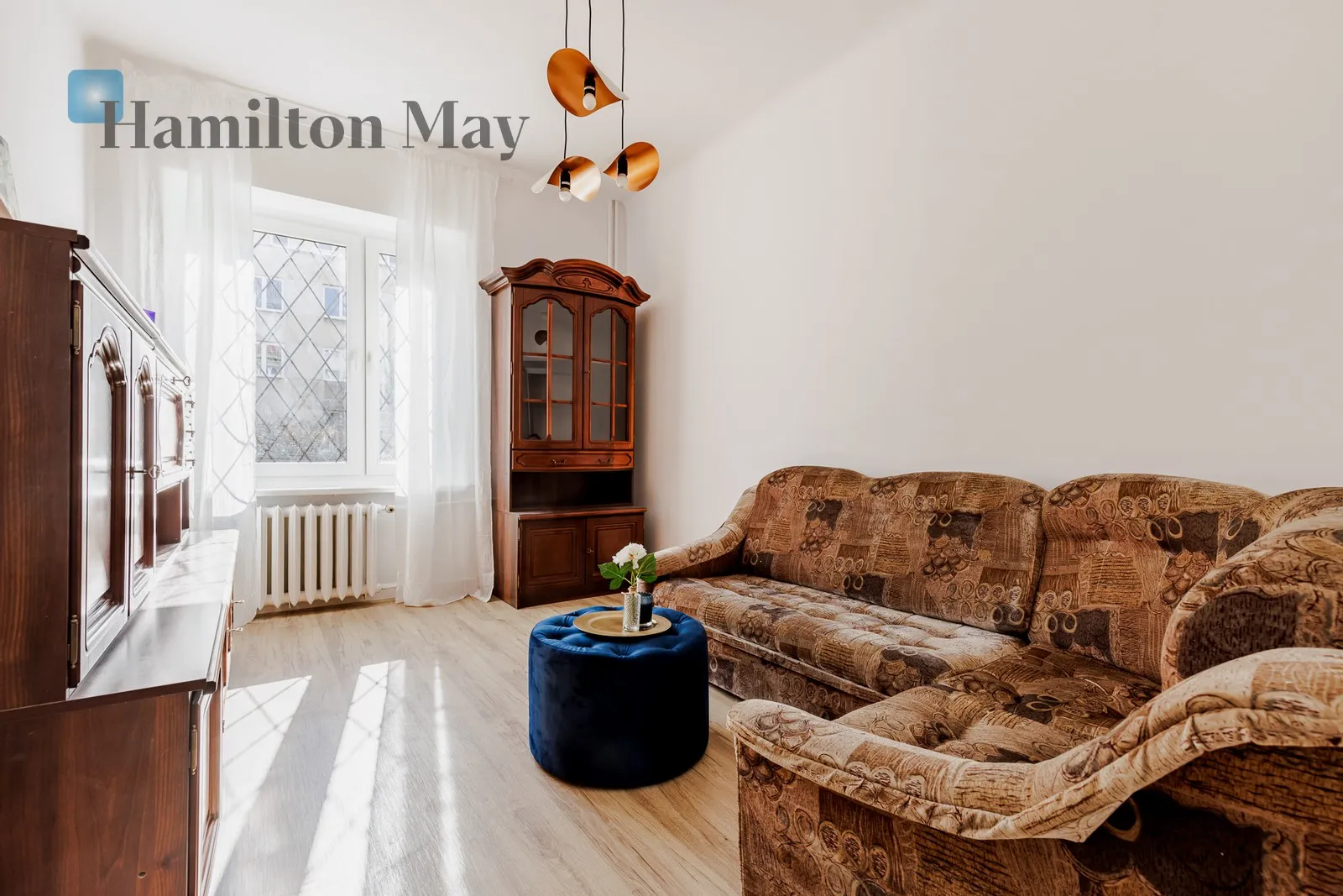 City: Warszawa Street: Seweryna Goszczyńskiego Region: Mokotów Subregion: Stary Mokotów Distance to centre: 3.87 km Price: 2750 PLN Bedrooms: 1 Bathrooms: 1 Size: 41m2 - slider