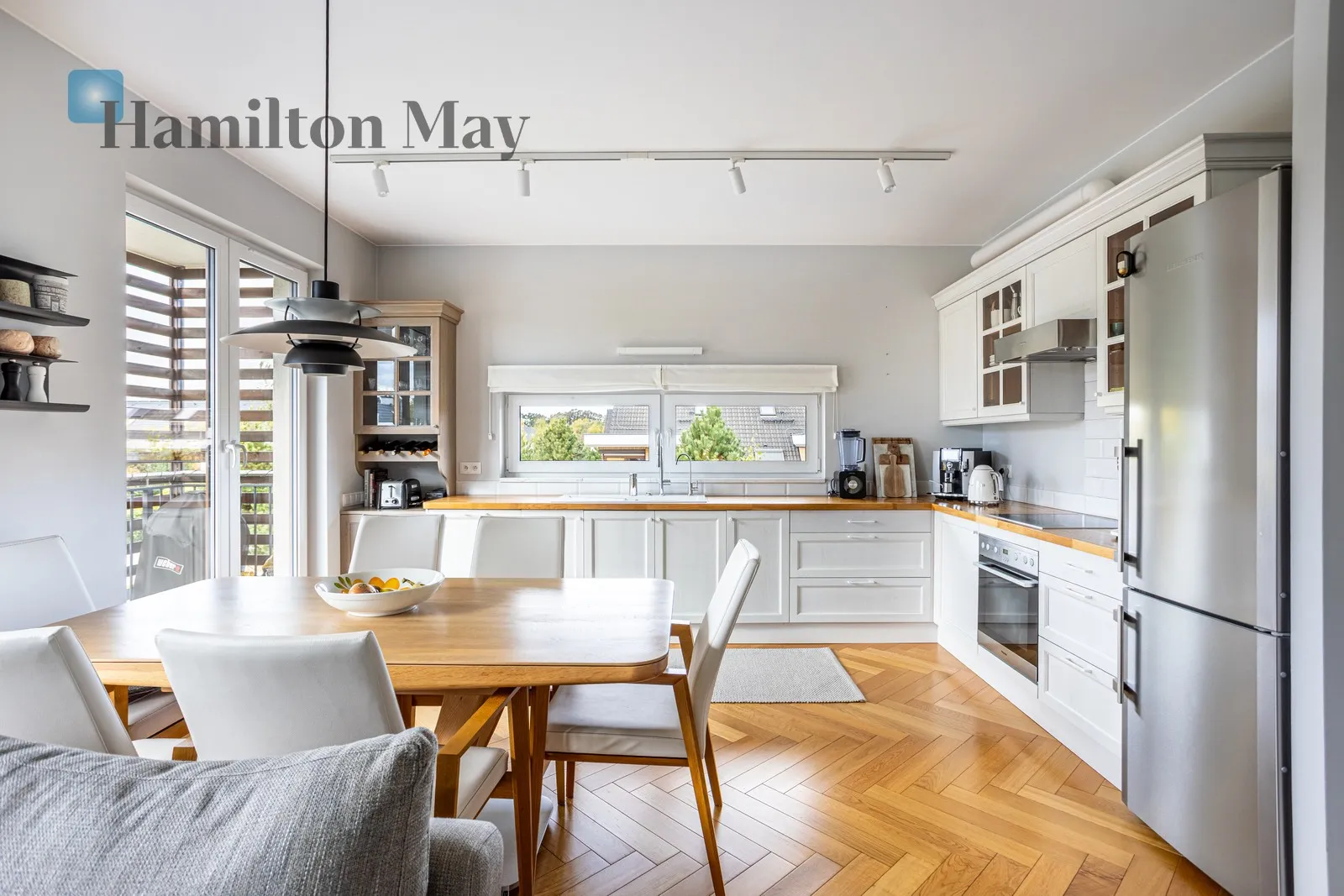 TWO-LEVEL APARTMENT IN A HIGH STANDARD | 3 BEDROOMS | 2 BATHROOMS | BALCONY AND TERRACE | 2 PARKING SPACES | WYSOKA / OŁTASZYN - slider