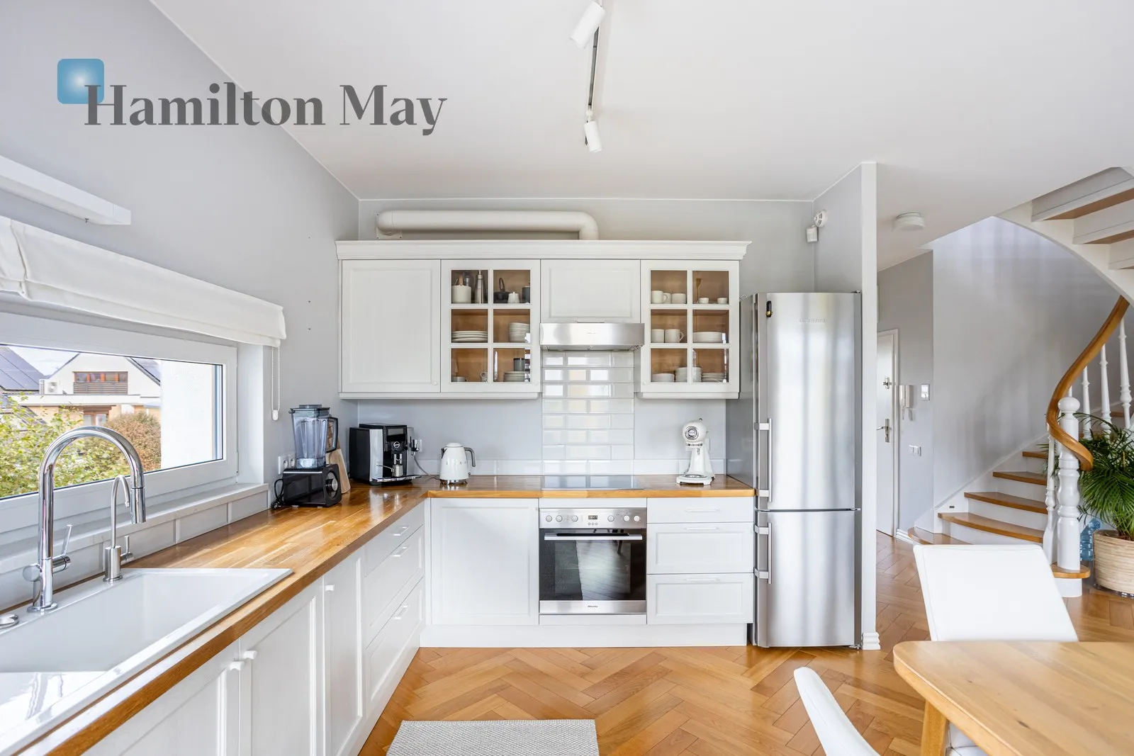 TWO-LEVEL APARTMENT IN A HIGH STANDARD | 3 BEDROOMS | 2 BATHROOMS | BALCONY AND TERRACE | 2 PARKING SPACES | WYSOKA / OŁTASZYN - slider