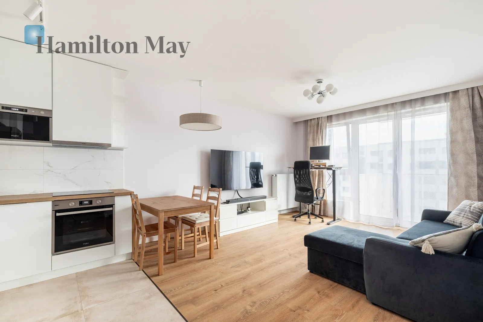 City: Kraków Street: Romana Ciesielskiego Region: Czyżyny Distance to centre: 5.37 km Level: 5 Price: 760000 PLN Bedrooms: 1 Bathrooms: 1 Size: 43m2 Price/m2: 17674 PLN - slider