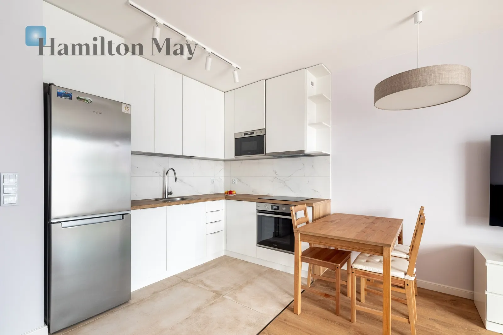 Street: Romana Ciesielskiego Region: Czyżyny Distance to centre: 5.37 km Level: 5 Price: 760000 PLN Bedrooms: 1 Bathrooms: 1 - slider