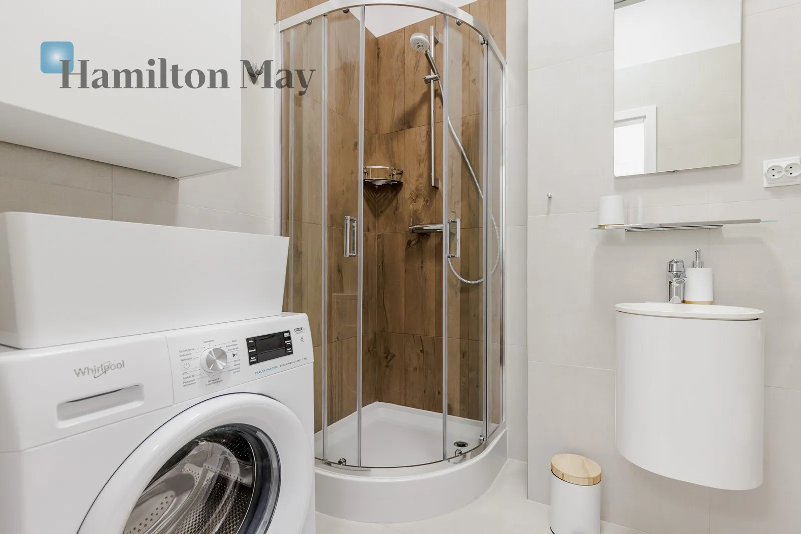 Subregion: Śródmieście Południowe Distance to centre: 0.48 km Level: 6 Price: 3900 PLN Bedrooms: 1 Bathrooms: 1 Size: 49m2 Price/m2: 80 PLN - slider