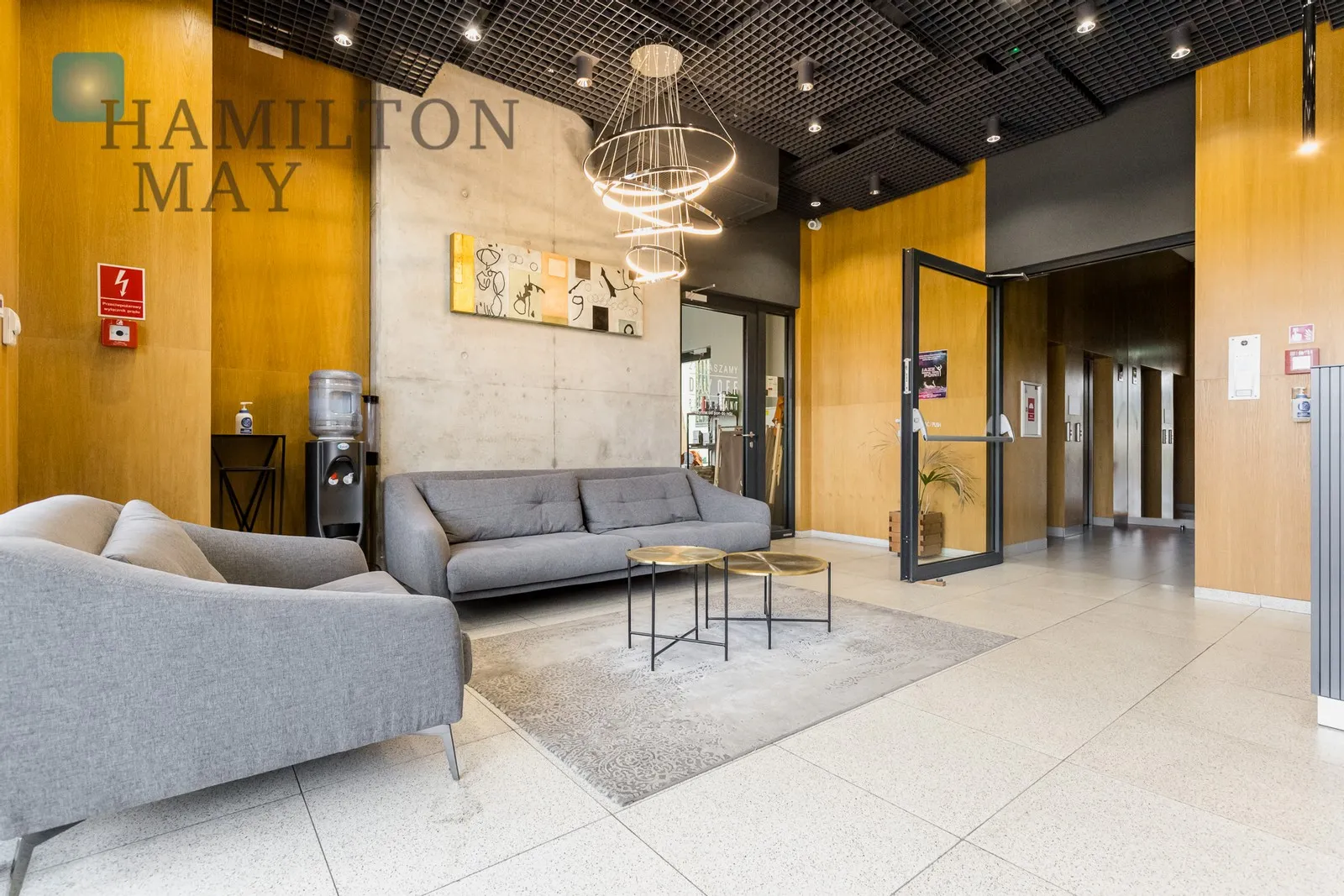 Region: Wola Subregion: Odolany Distance to centre: 4.7 km Level: 5 Price: 492000 PLN Bedrooms: 0 Bathrooms: 1 - slider