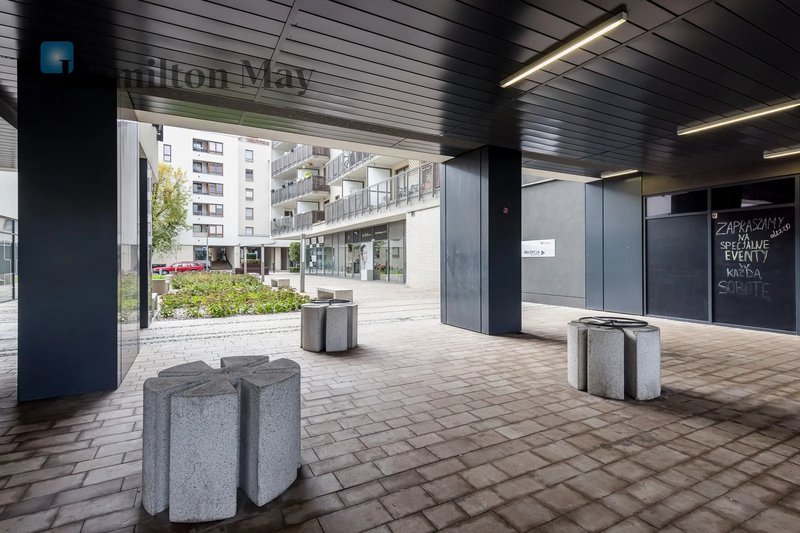 Distance to centre: 4.66 km Level: 4 Price: 492000 PLN Bedrooms: 0 Bathrooms: 1 Size: 24.53m2 Price/m2: 20057 PLN - slider