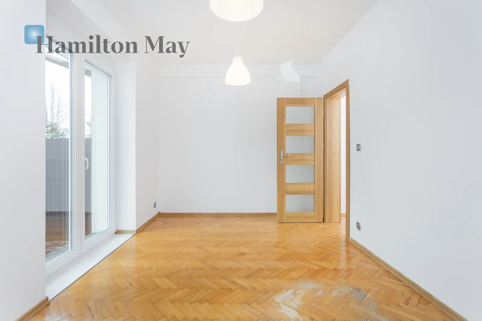 Bathrooms: 3 Plot size: 900m2 Price/m2: 65 PLN - slider