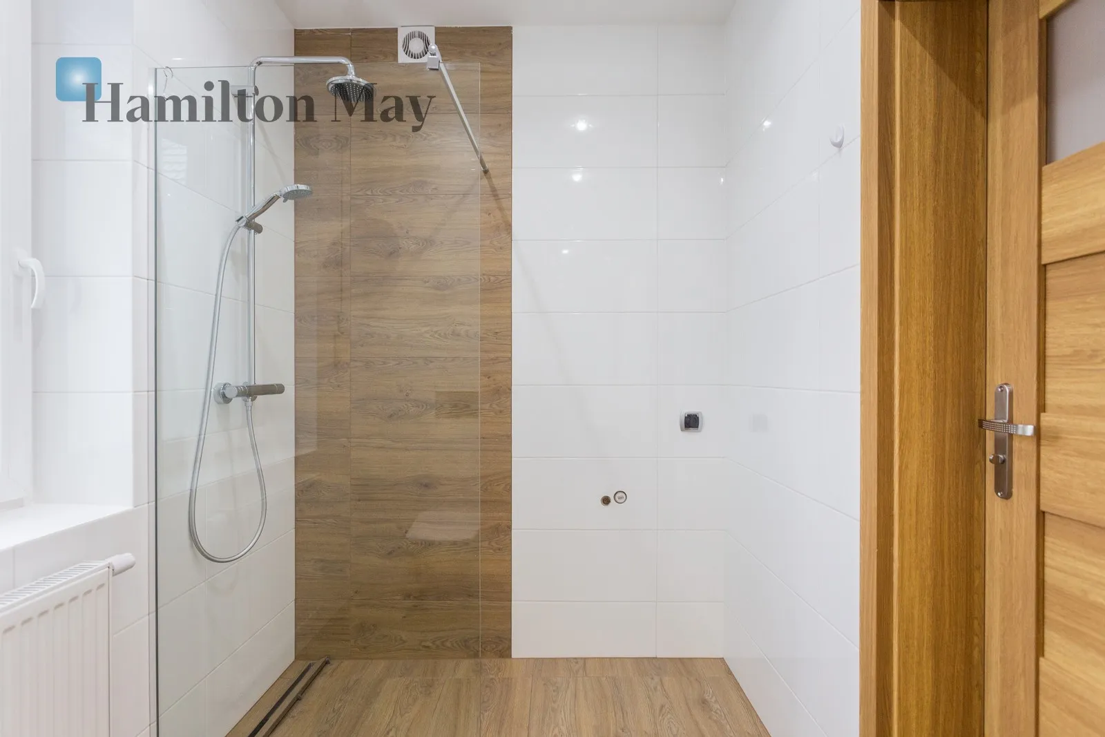 Region: Zwierzyniec Subregion: Wola Justowska Distance to centre: 4.91 km Level: -9 Price: 17500 PLN Bedrooms: 5 - slider