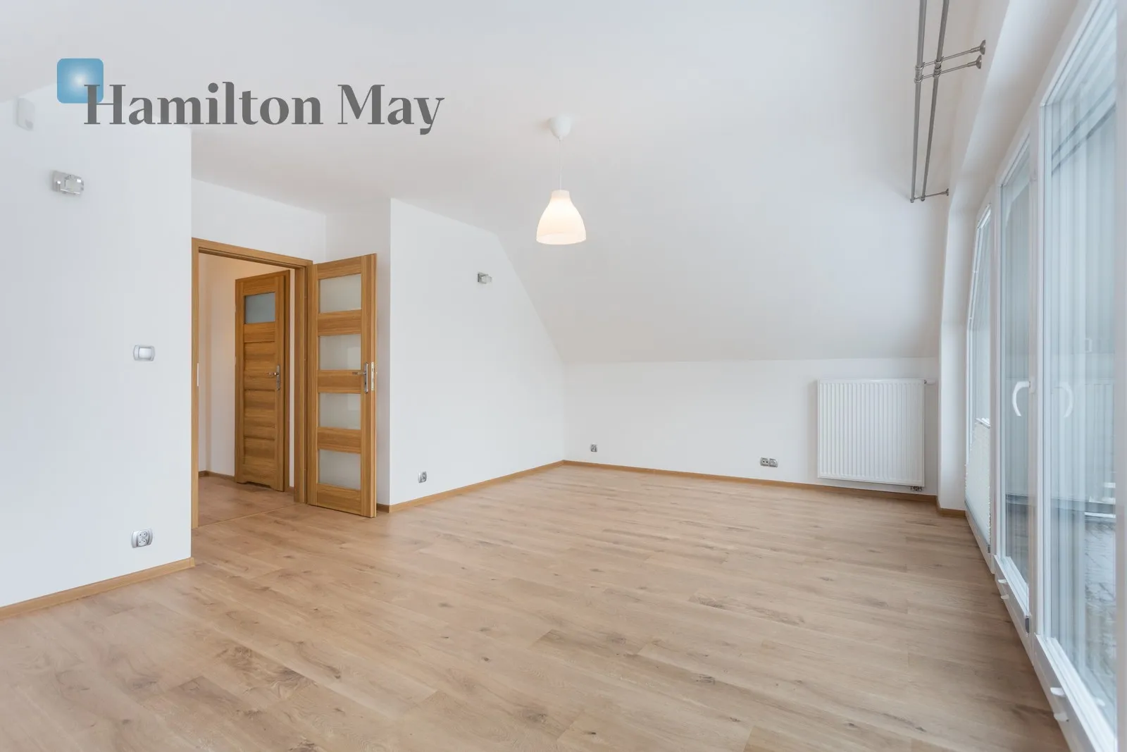 Plot size: 900m2 Price/m2: 65 PLN - slider