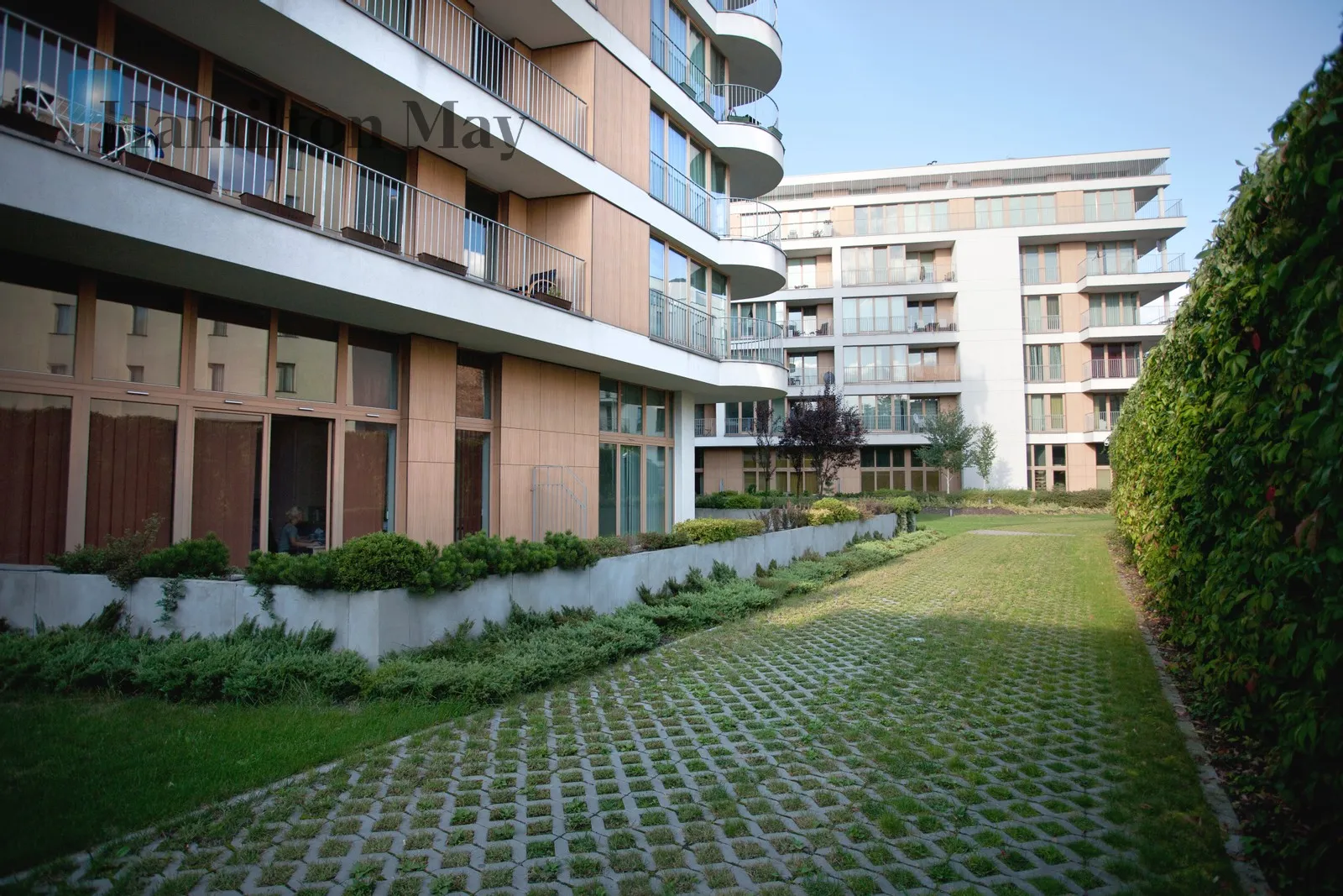 City: Kraków Street: Zwierzyniecka Region: Stare Miasto Distance to centre: 0.71 km Level: 4 Price: 3900 PLN Bedrooms: 1 Bathrooms: 1 Size: 57m2 - slider