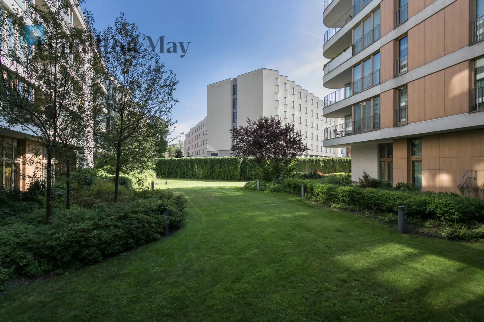Region: Stare Miasto Distance to centre: 0.71 km Level: 4 Price: 3900 PLN - slider