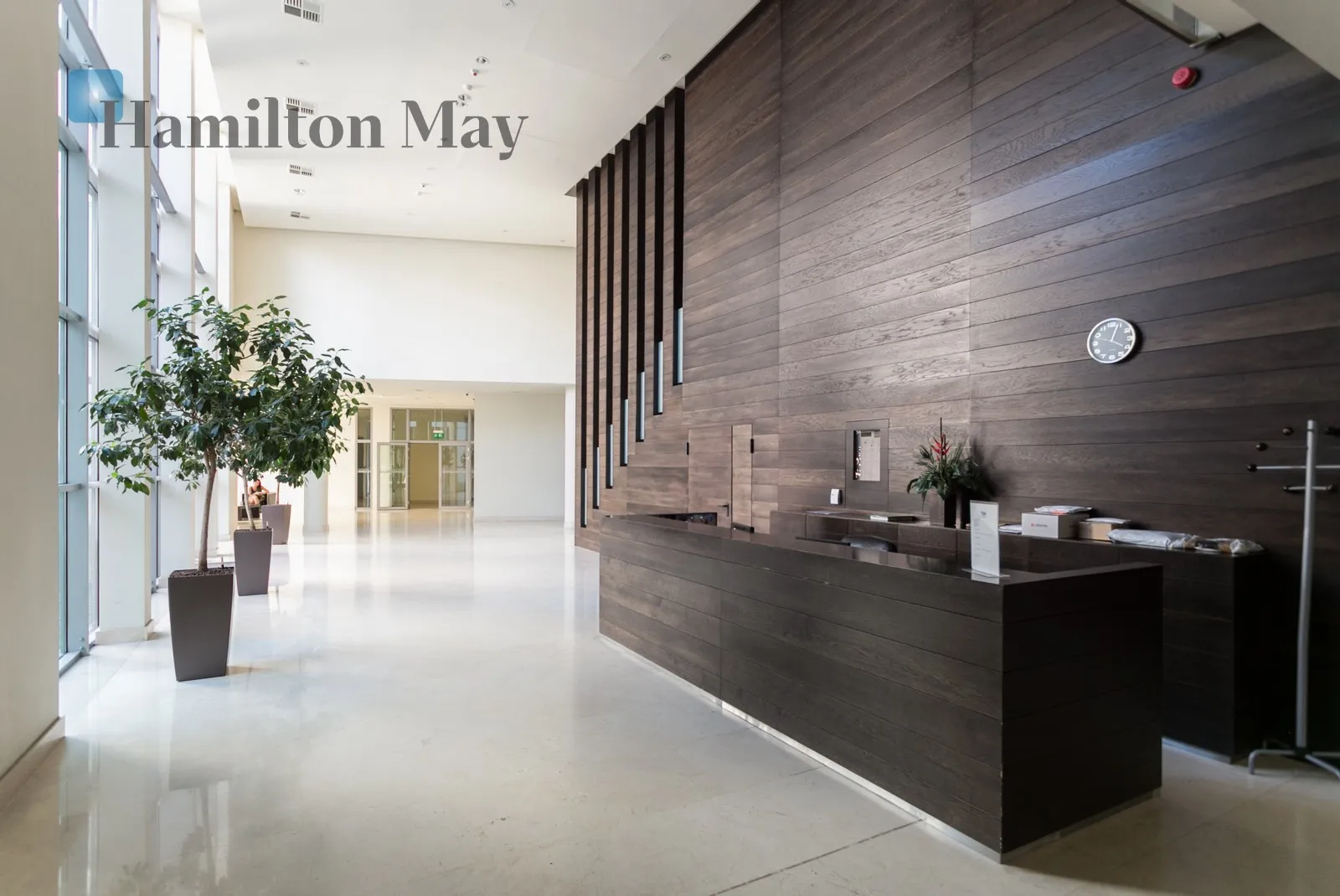 Bedrooms: 1 Bathrooms: 1 Size: 57m2 Price/m2: 68 PLN - slider