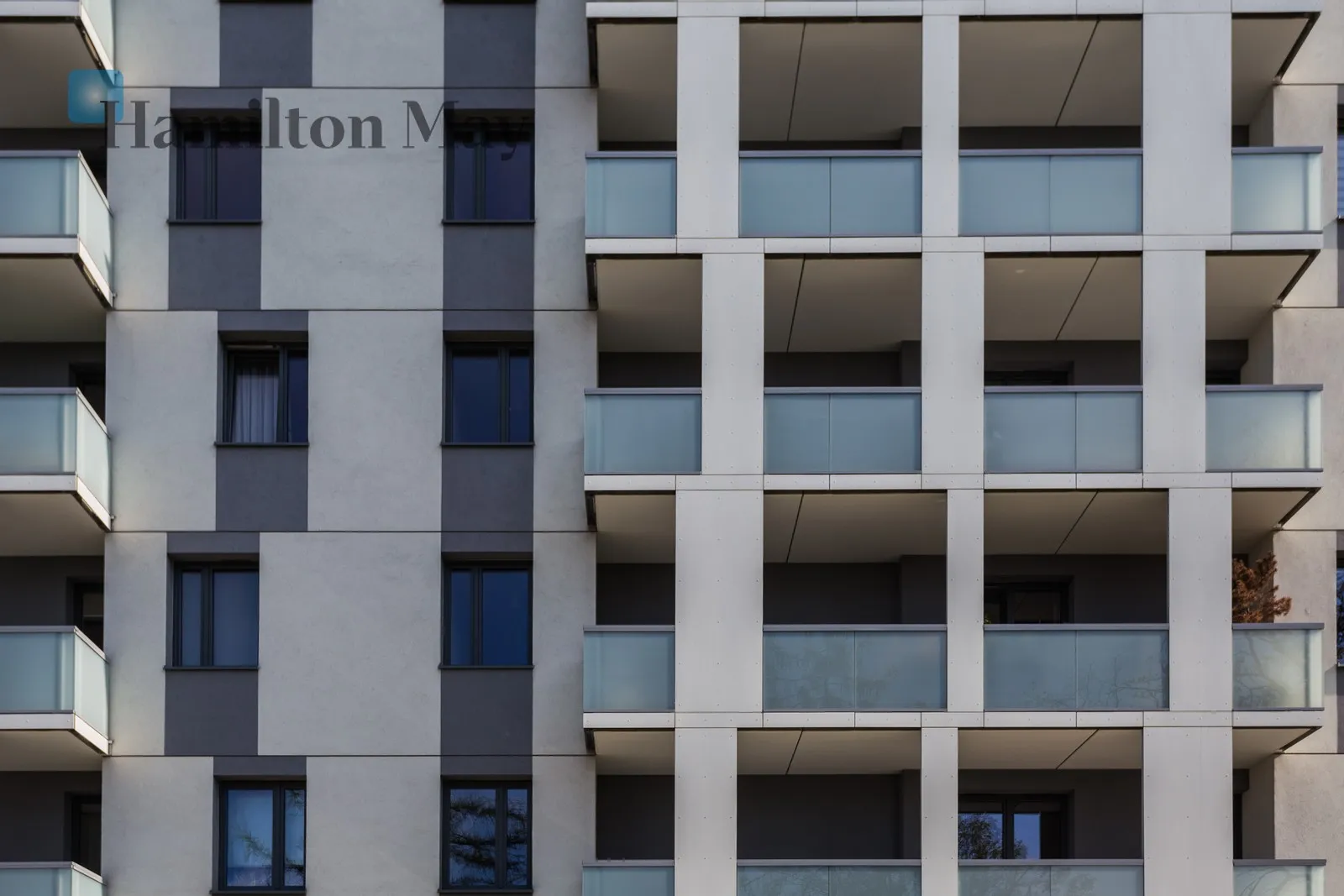 Region: Grzegórzki Distance to centre: 2.46 km Level: 5 Price: 4900 PLN Bedrooms: 2 Bathrooms: 1 Size: 60m2 - slider