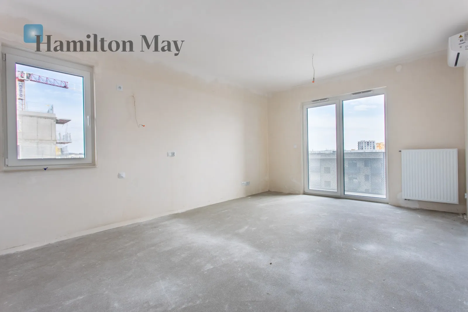 Distance to centre: 2 km Level: 3 Price: 648731 PLN Bedrooms: 1 Bathrooms: 1 Size: 37.66m2 Price/m2: 17226 PLN - slider