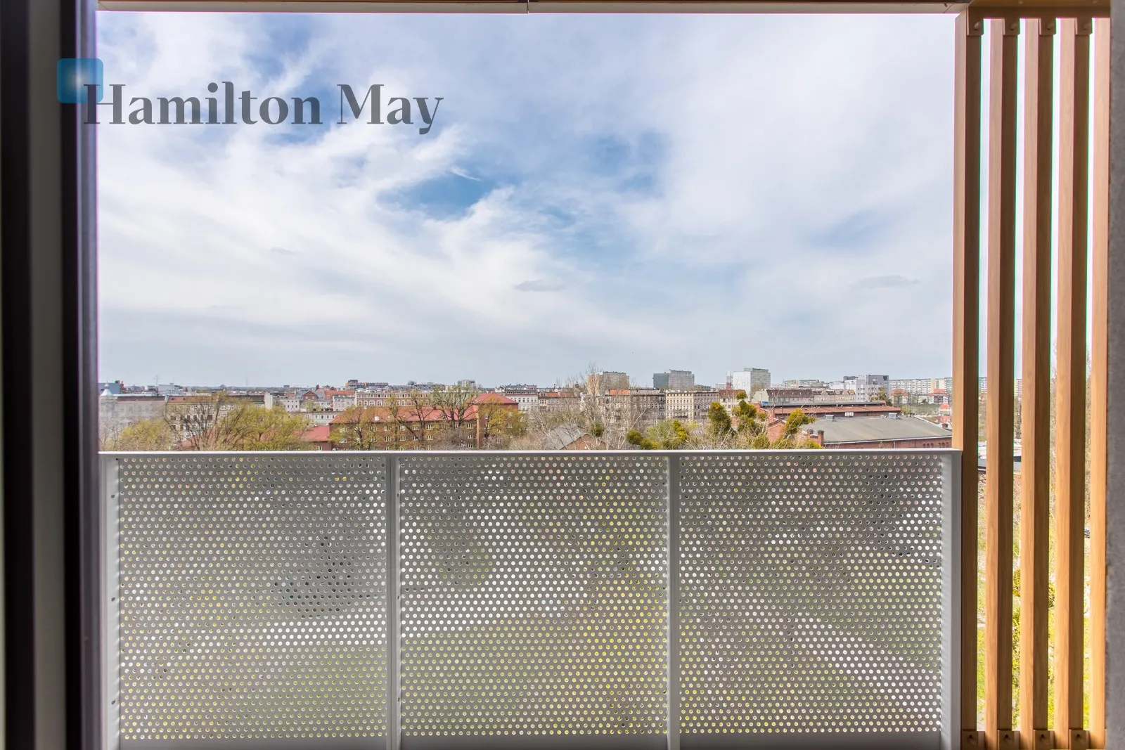 City: Wrocław Street: Czesława Miłosza Region: Psie Pole Subregion: Kleczków Distance to centre: 2 km Level: 3 Price: 648731 PLN Bedrooms: 1 Bathrooms: 1 - slider