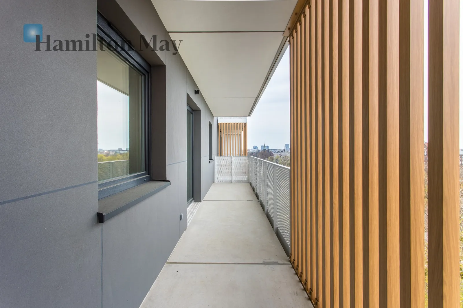 Street: Czesława Miłosza Region: Psie Pole Subregion: Kleczków Distance to centre: 2 km Level: 3 - slider