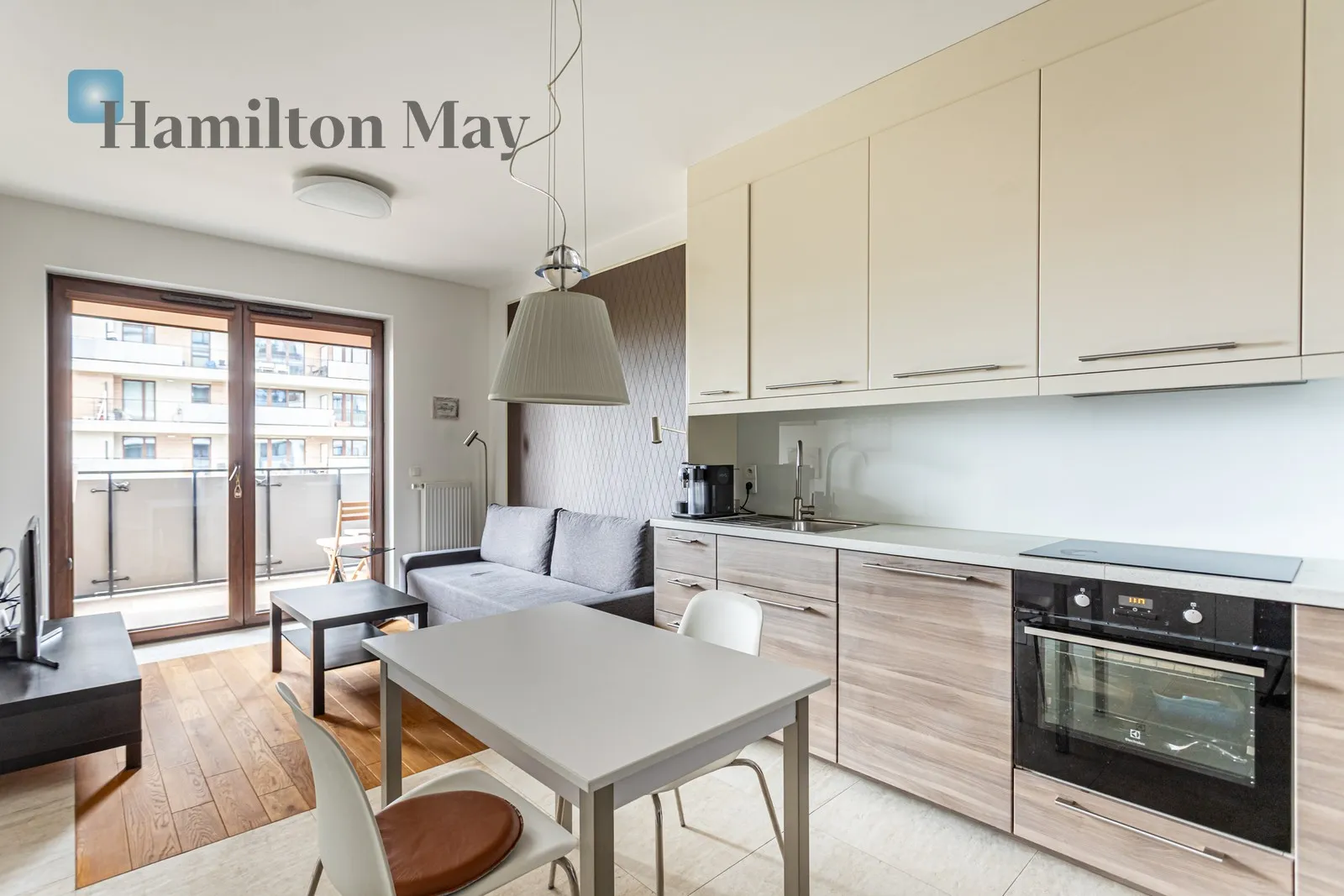 Region: Praga Południe Subregion: Gocław Distance to centre: 6.73 km Level: 4 Price: 3500 PLN Bedrooms: 1 Bathrooms: 1 Size: 40m2 Price/m2: 88 PLN - slider