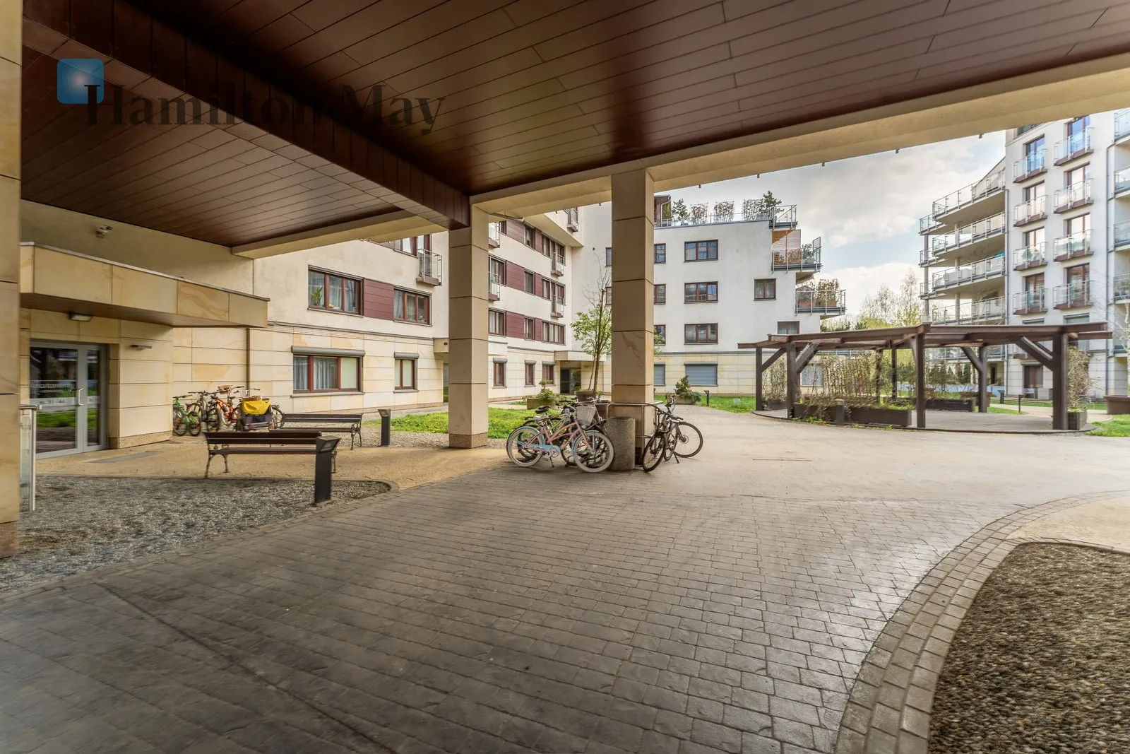 Bathrooms: 2 Size: 58m2 - slider