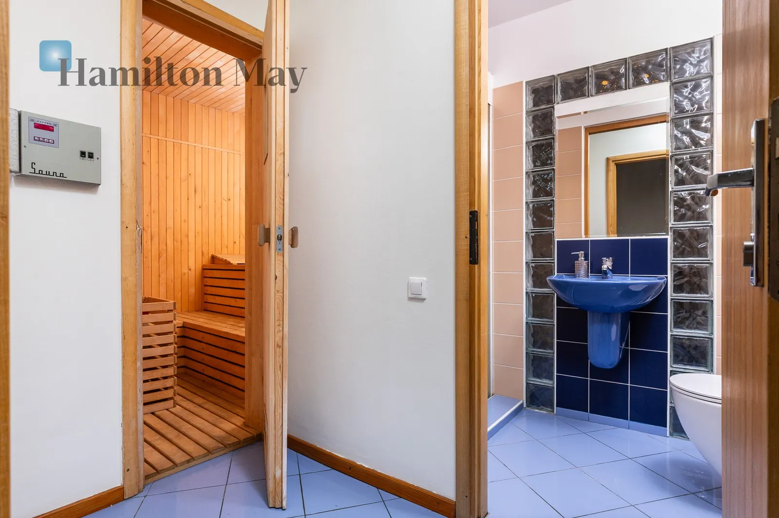 Bedrooms: 5 Bathrooms: 4 Plot size: 3706m2 Price/m2: 14933 PLN - slider