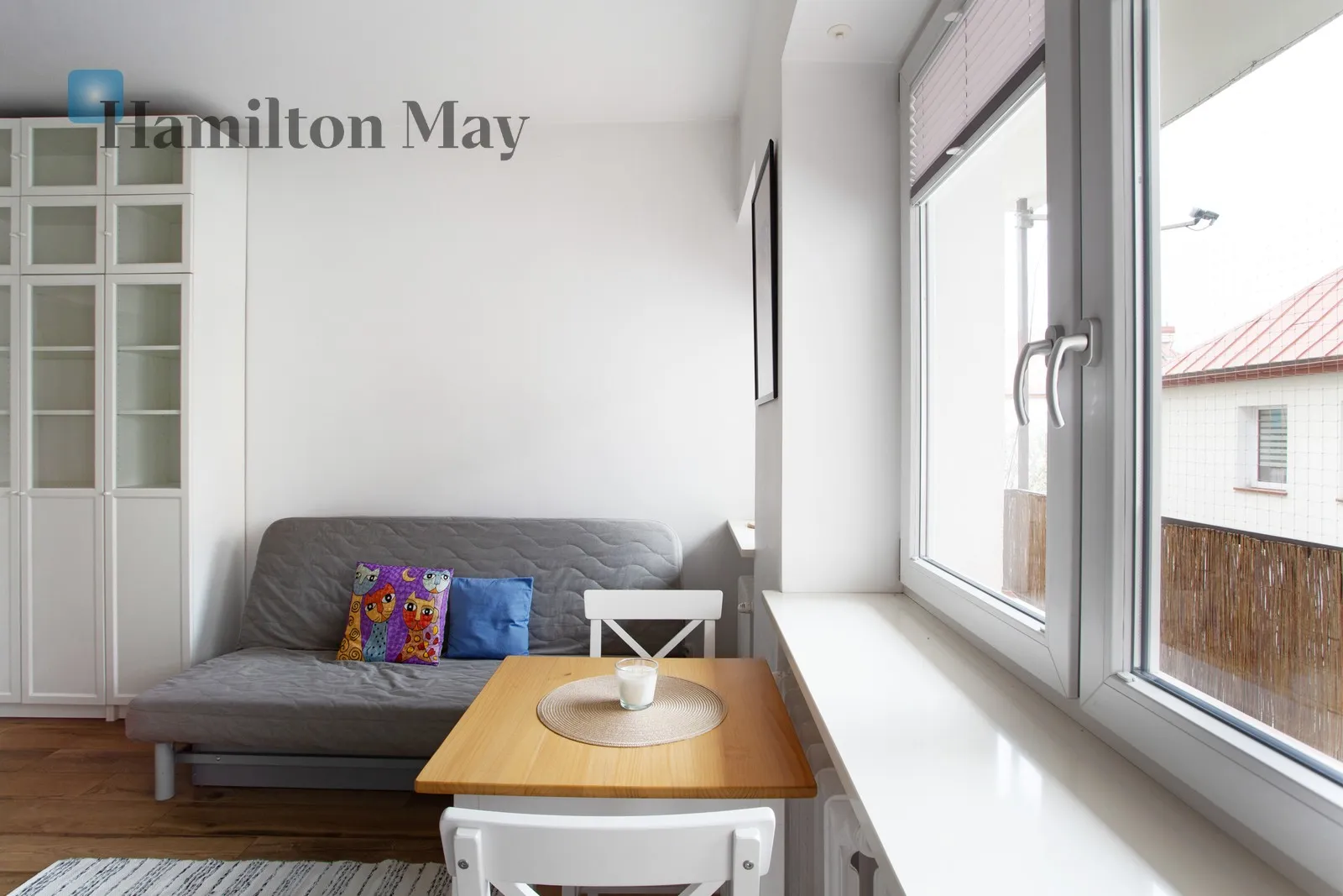 Subregion: Kazimierz Distance to centre: 1.38 km Level: 2 Price: 3700 PLN Bedrooms: 2 - slider