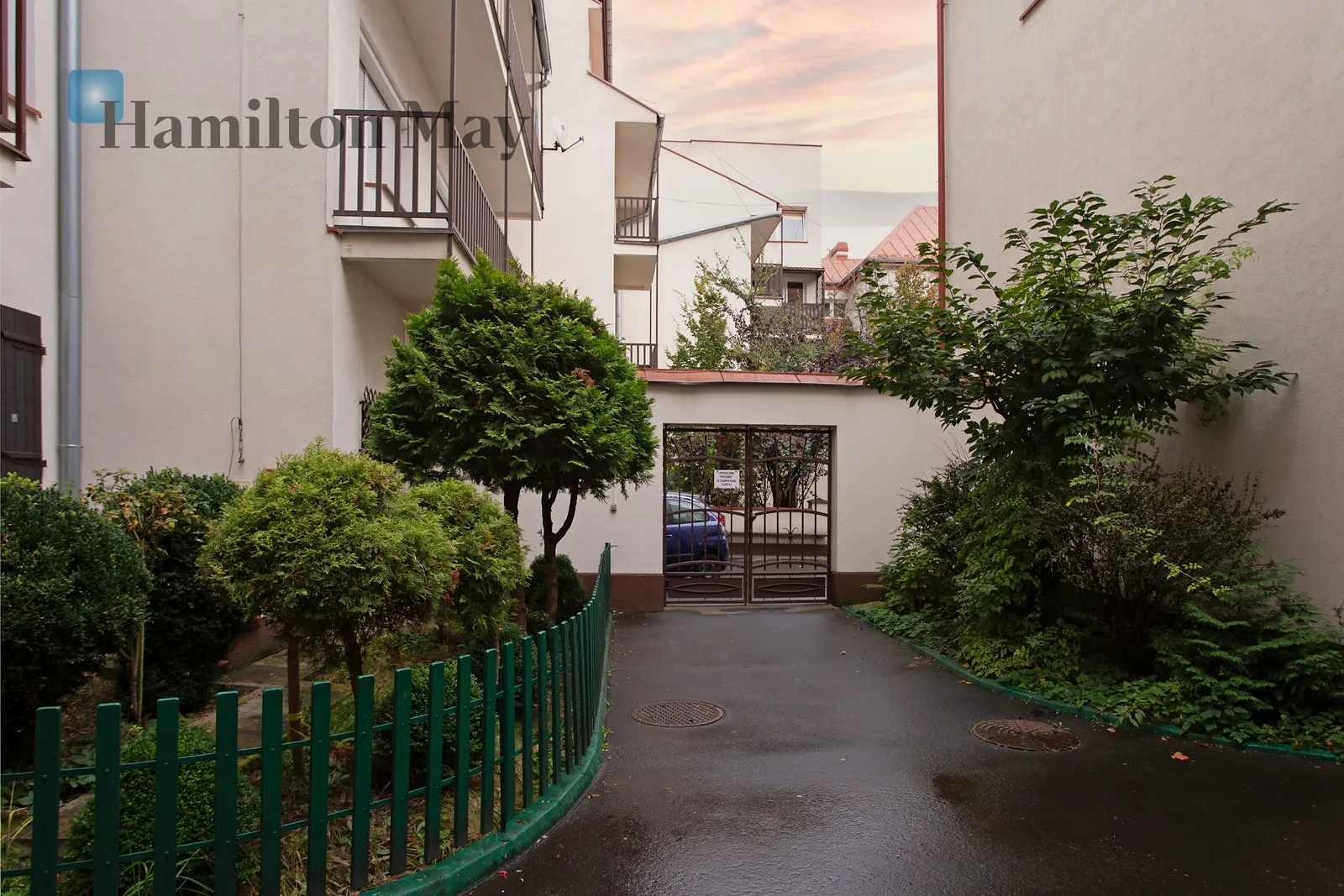 Price: 3700 PLN Bedrooms: 2 Bathrooms: 1 Size: 56m2 Price/m2: 66 PLN - slider