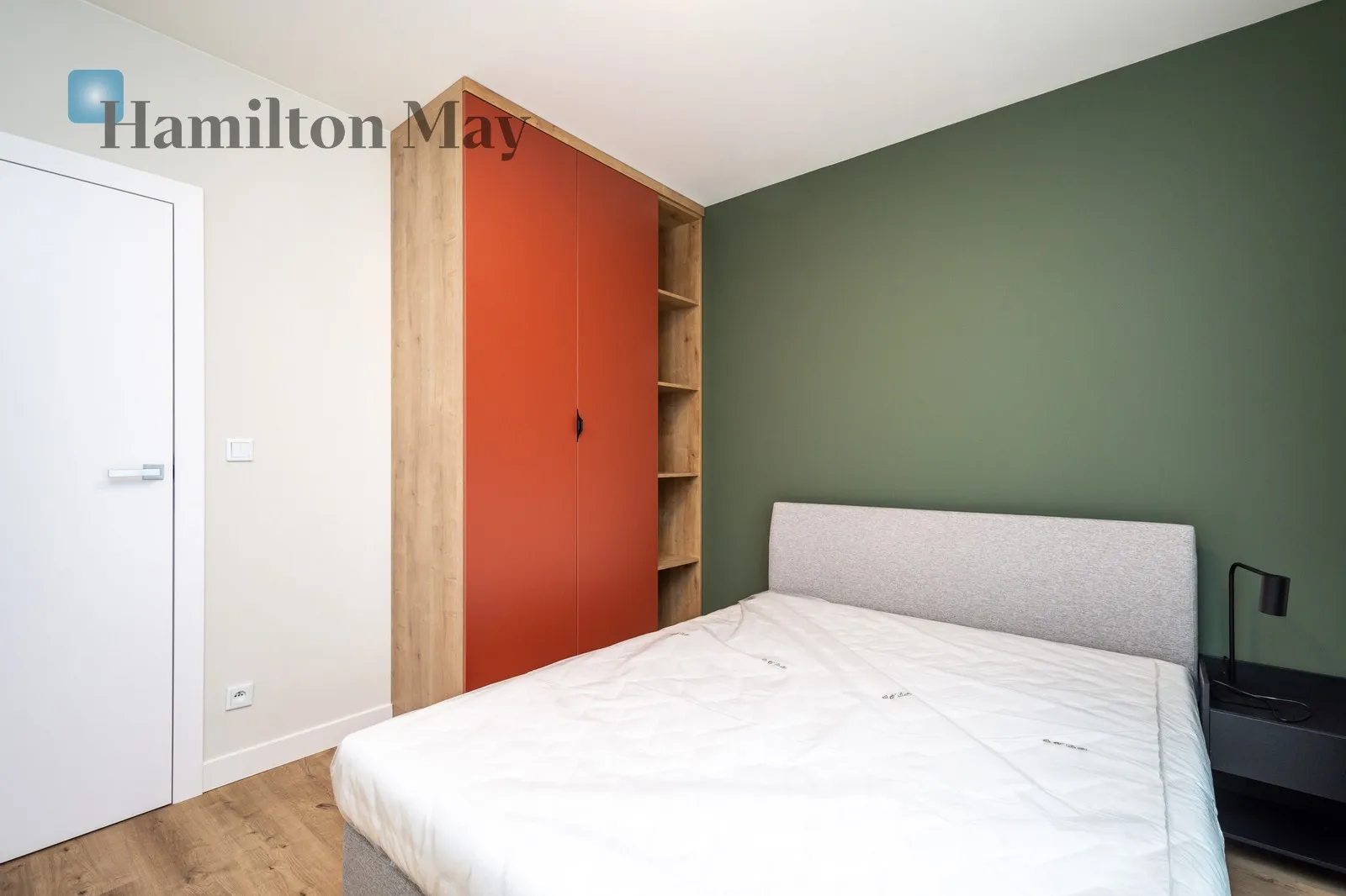 Stylish, three-room apartment in the Bronowice district!