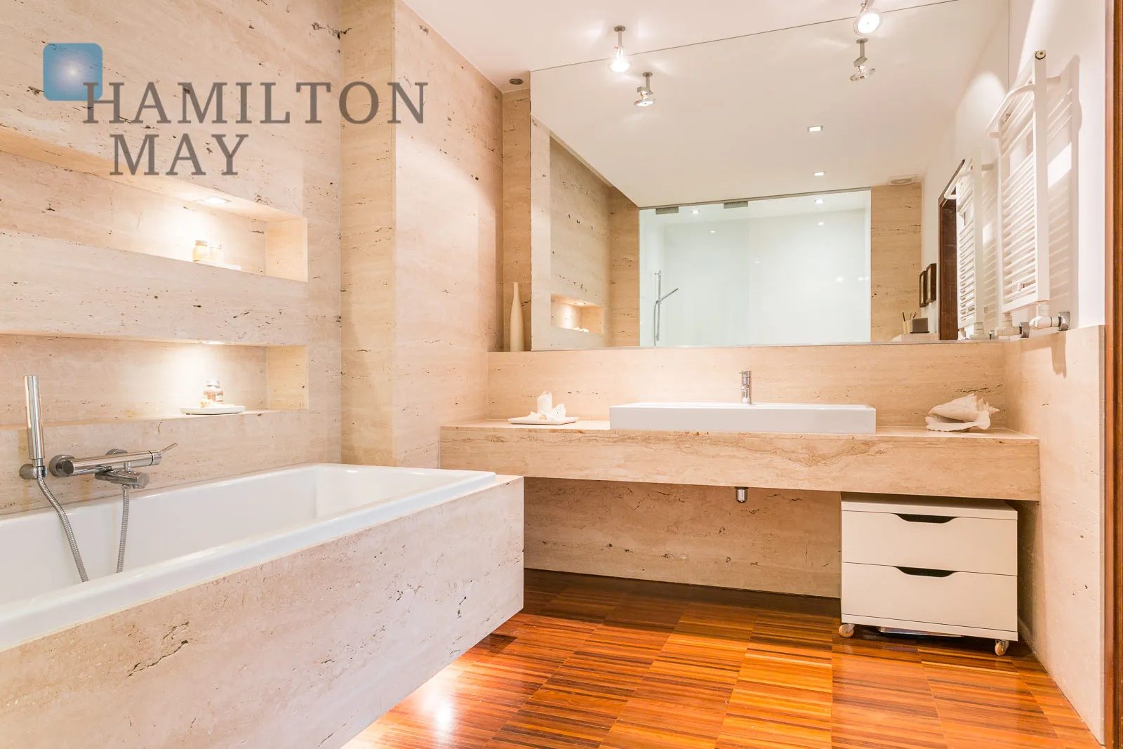 Powiśle | Черняковська | біля парку Сапера - slider