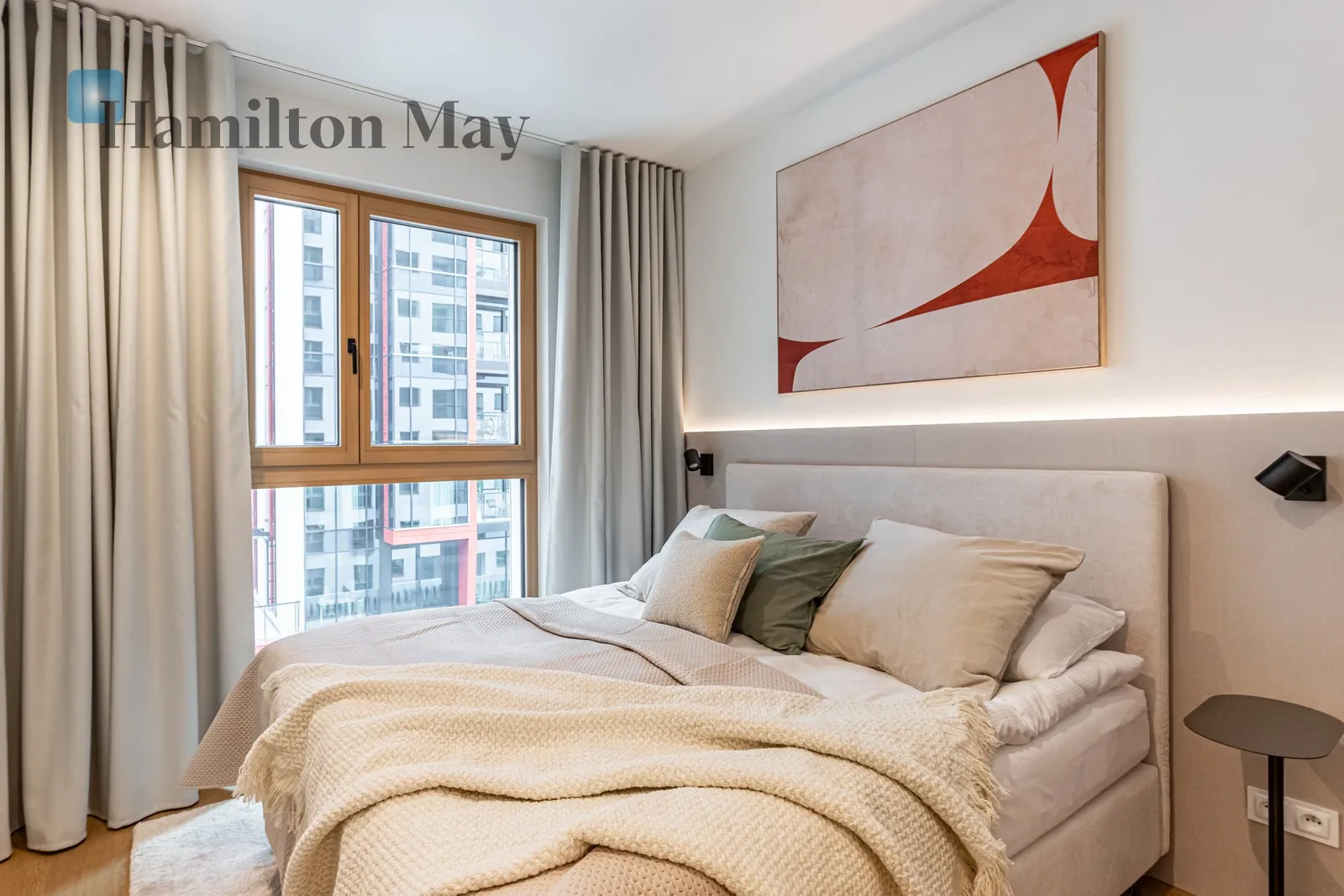 Subregion: Czyste Distance to centre: 1.99 km Level: 5 Price: 12500 PLN Bedrooms: 3 Bathrooms: 2 Size: 77m2 Price/m2: 162 PLN - slider