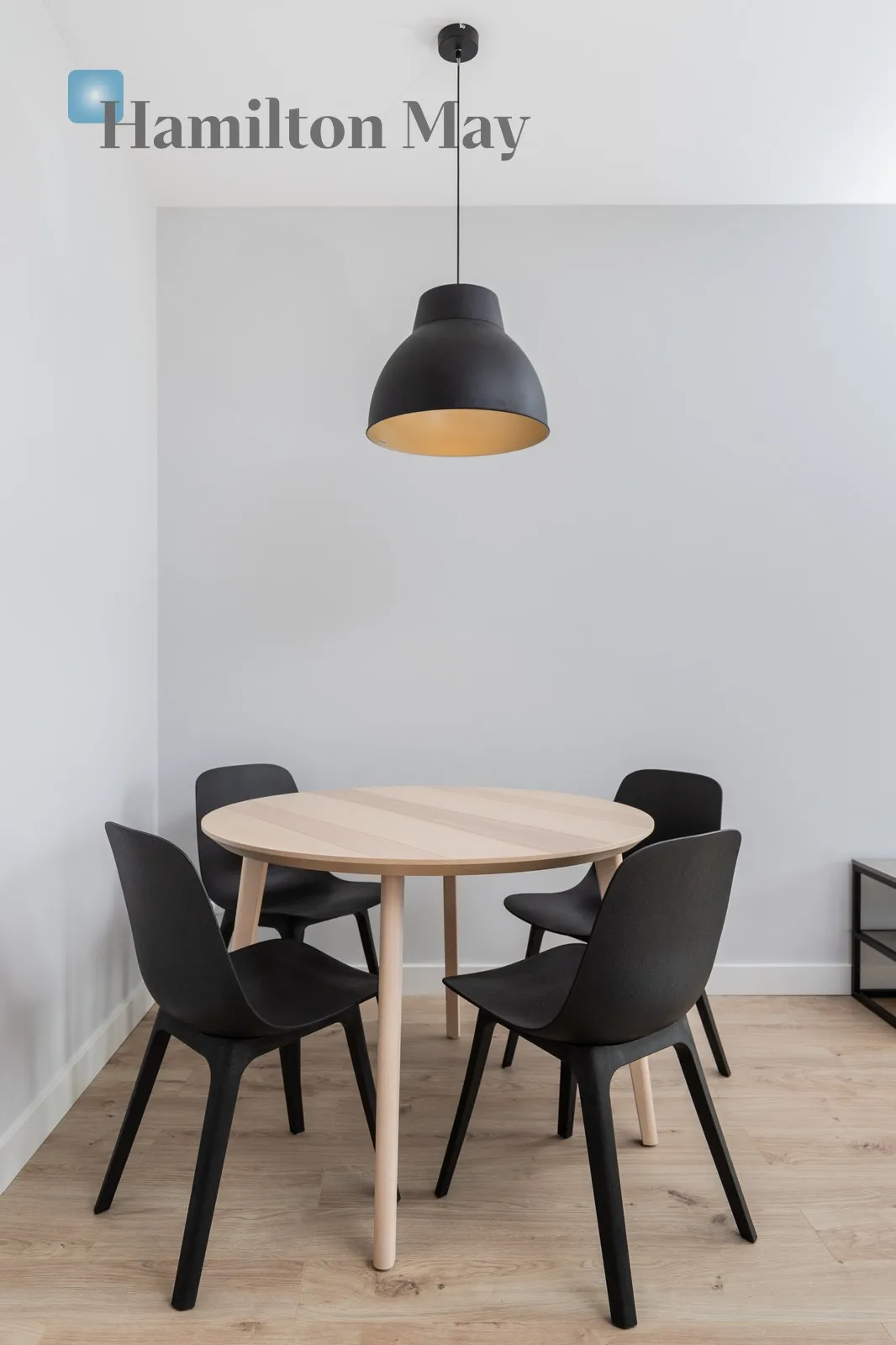 Region: Podgórze Subregion: Płaszów Distance to centre: 4.65 km Level: 5 Price: 2650 PLN Bedrooms: 0 Bathrooms: 1 Size: 33m2 Price/m2: 80 PLN - slider