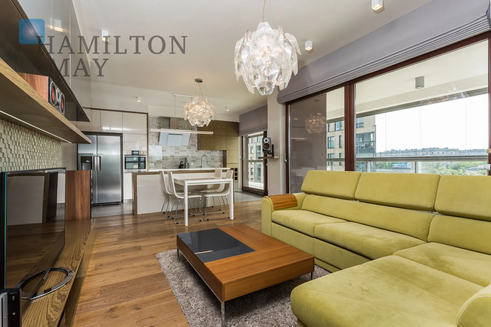 Apartment with a large balcony | near Dworzec Gdański metro - slider