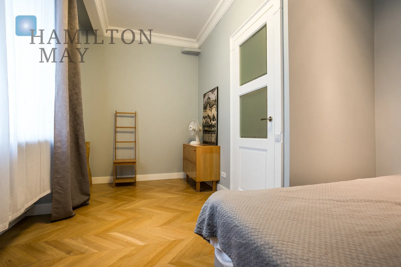 Trzy pokoje | Kamienica | ulica Wspólna  - slider