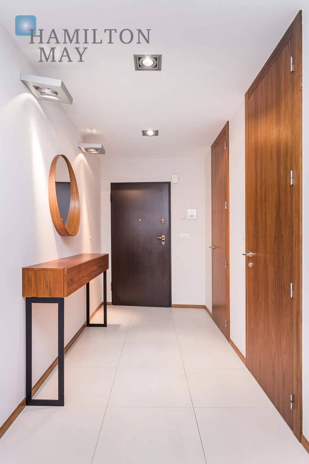 A luxurious apartment in one of the most beautiful places in Krakow - slider